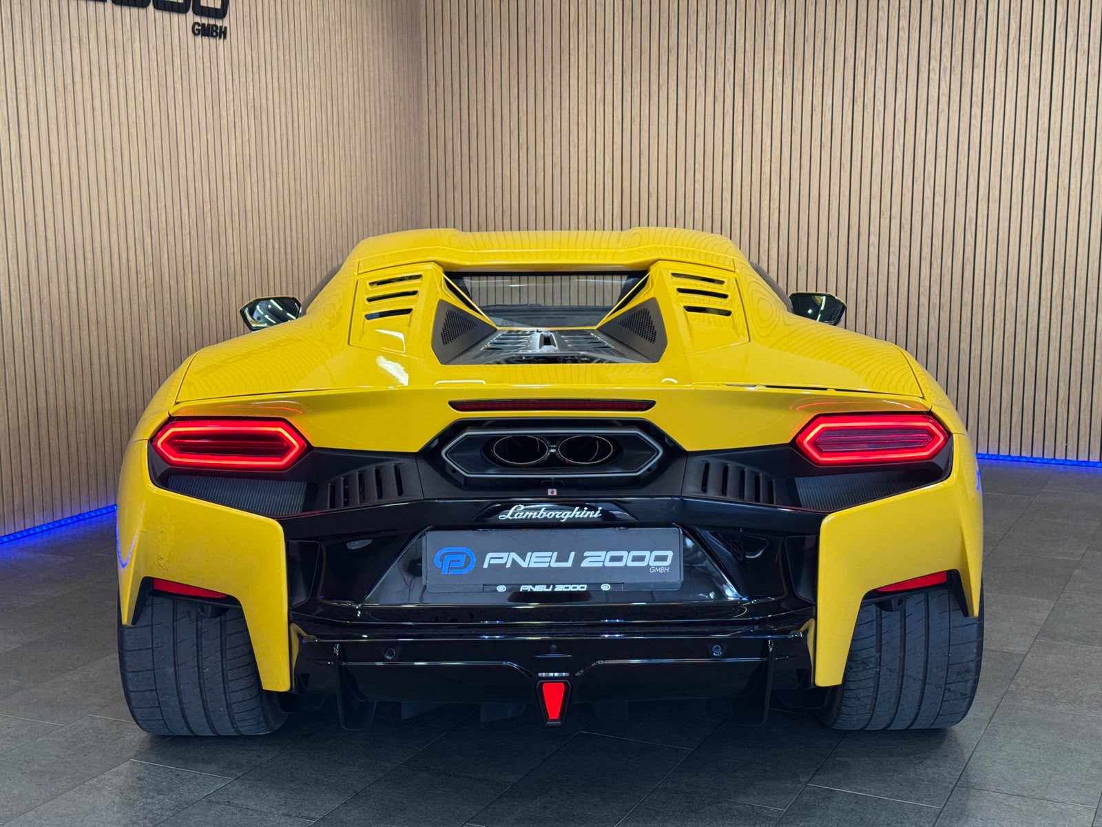 LAMBORGHINI Temerario HPEV *Giallo Auge*-image-2