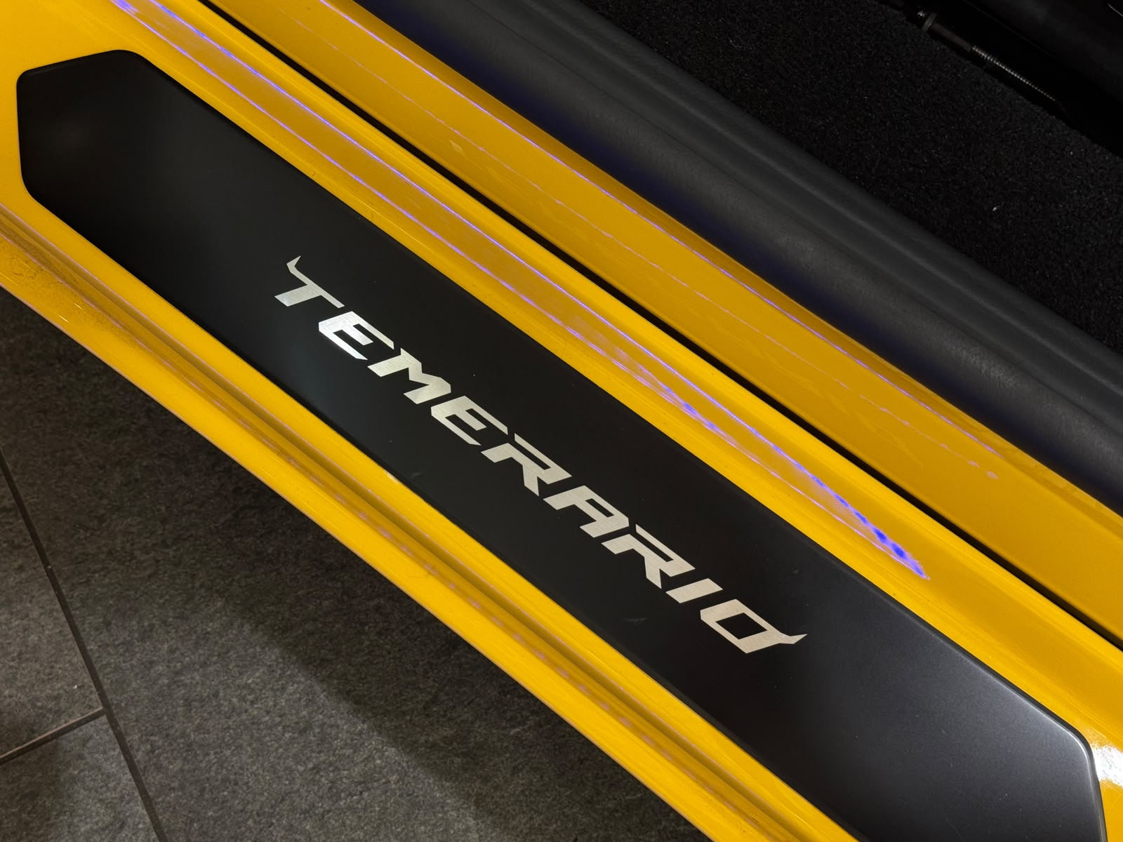 LAMBORGHINI Temerario HPEV *Giallo Auge*-image-9