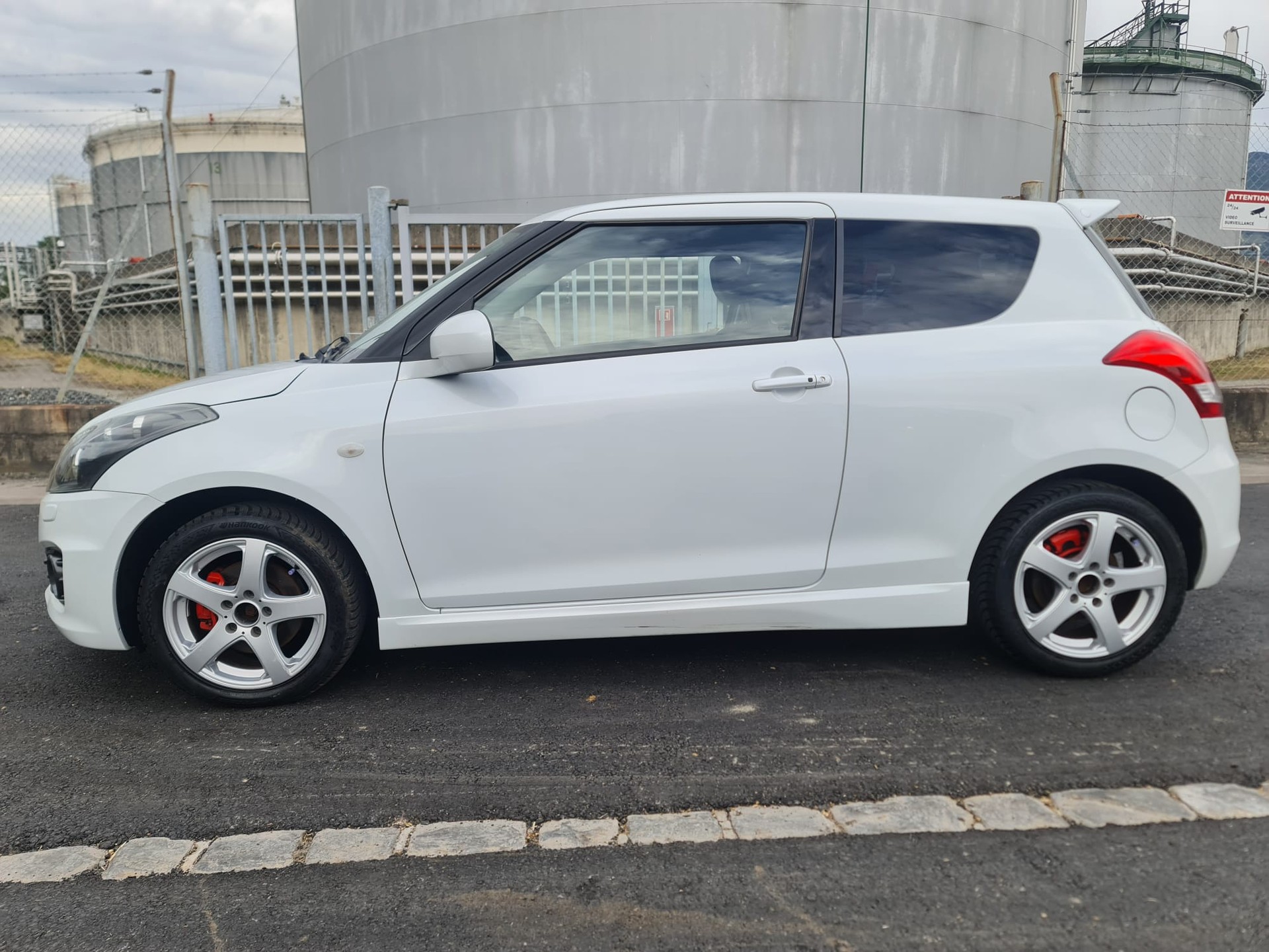 SUZUKI Swift 1.6i 16V Sport-image-7