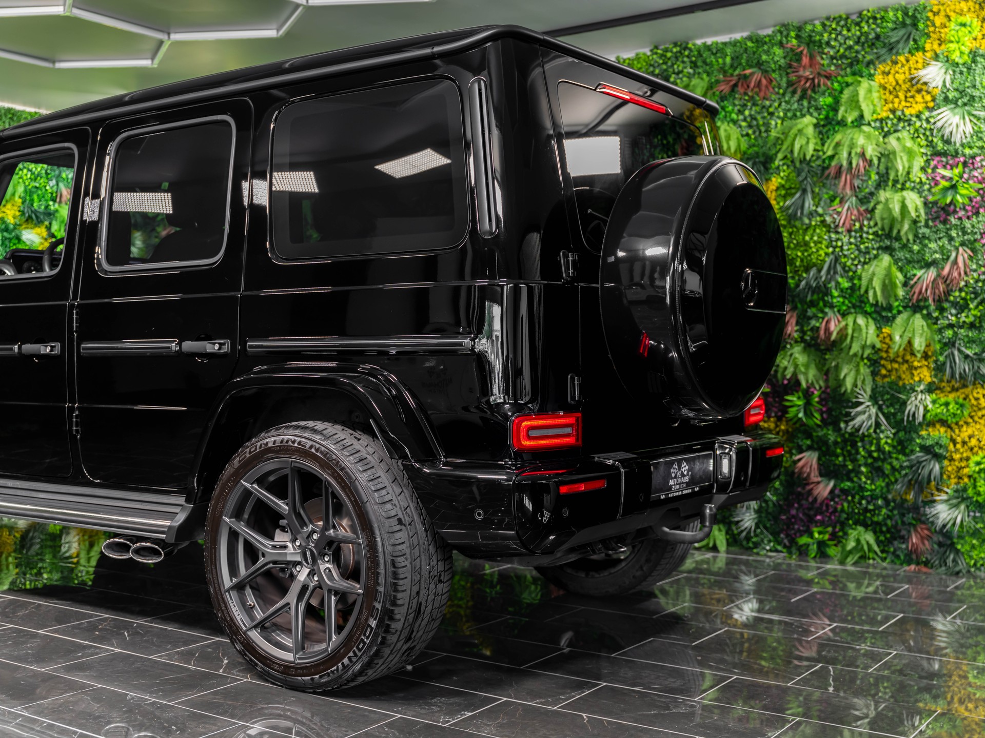 MERCEDES-BENZ G 350 d AMG Line 9G-Tronic-image-5