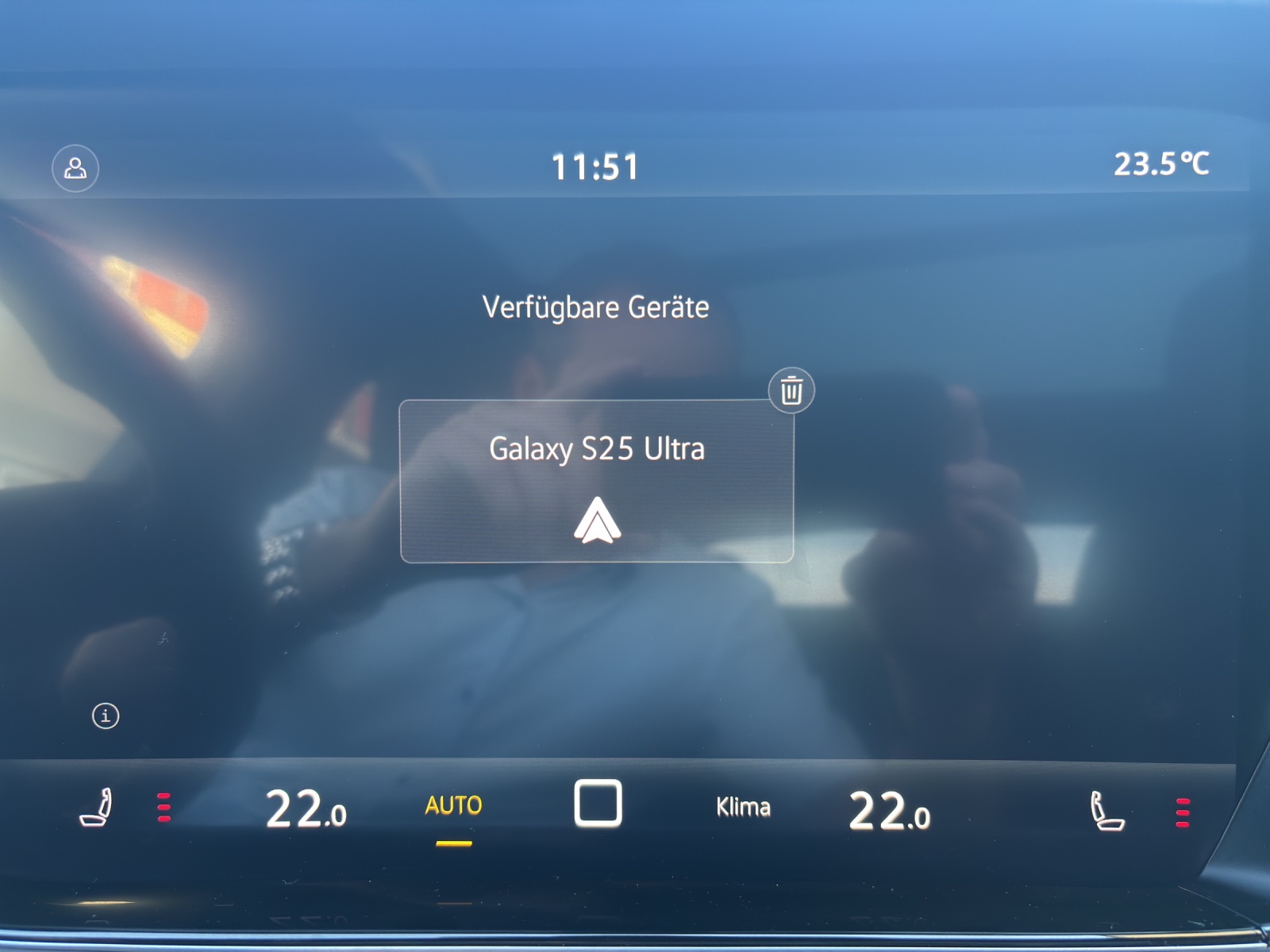 VW New Touareg 3.0 TDI R-Line Tiptronic mit fortl. Werksgarantie, AHK, Panorama-Ausstell-/Schiebedach, Standheizung & Winterräder-image-22