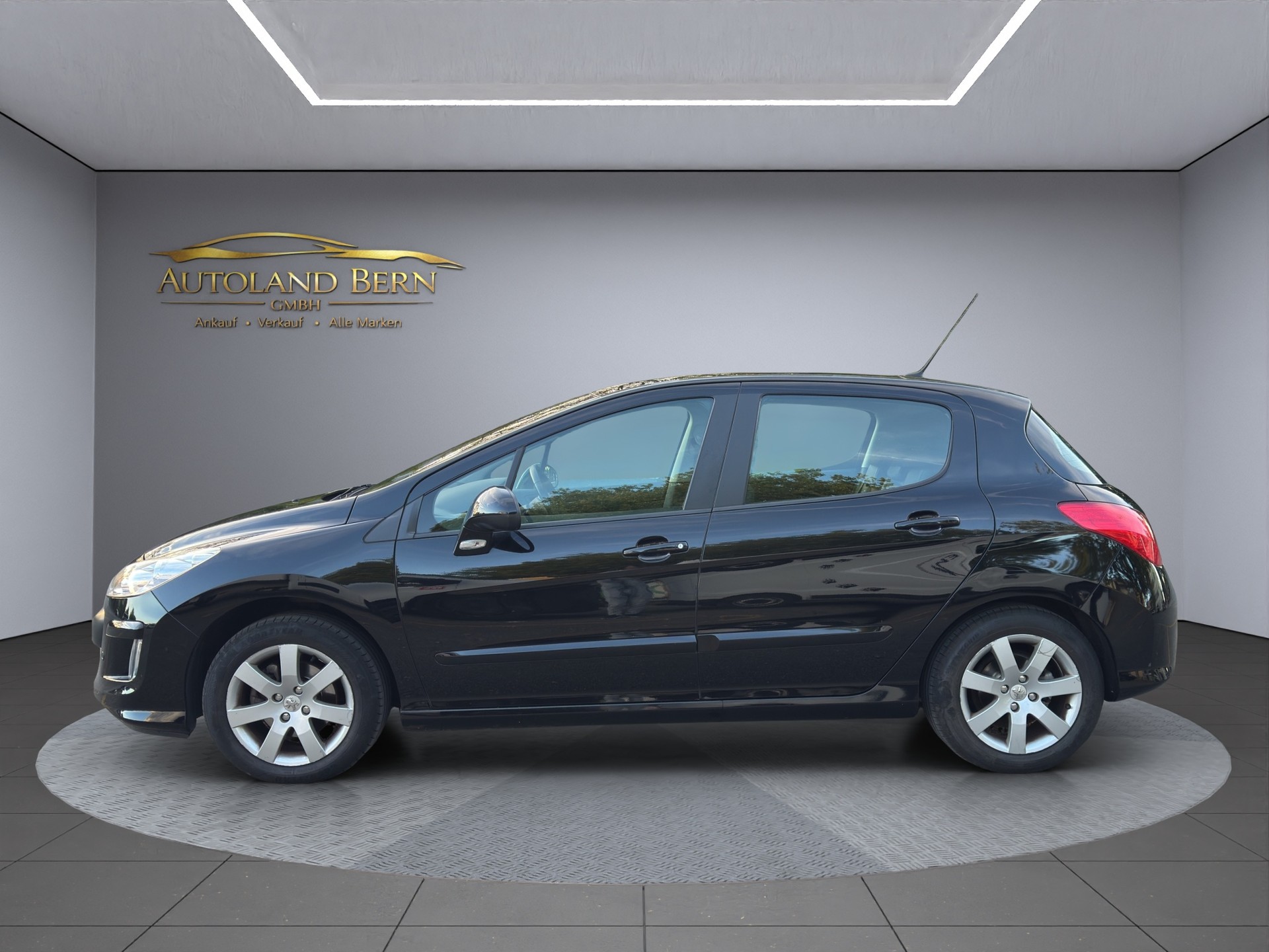 PEUGEOT 308 1.6 16V Exklusive Automatic-image-3