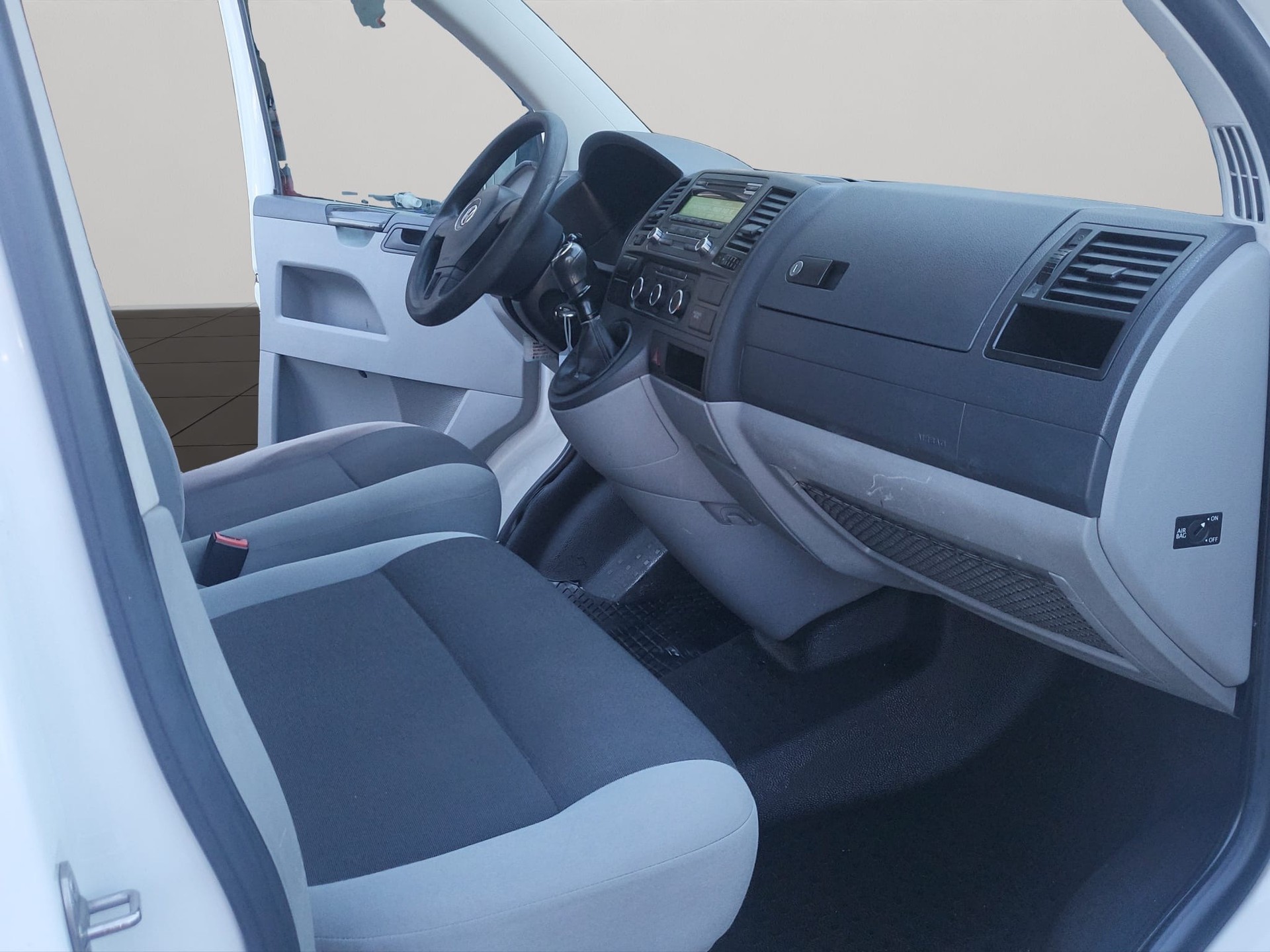 VW T5 2.0 TDI 4Motion-image-10