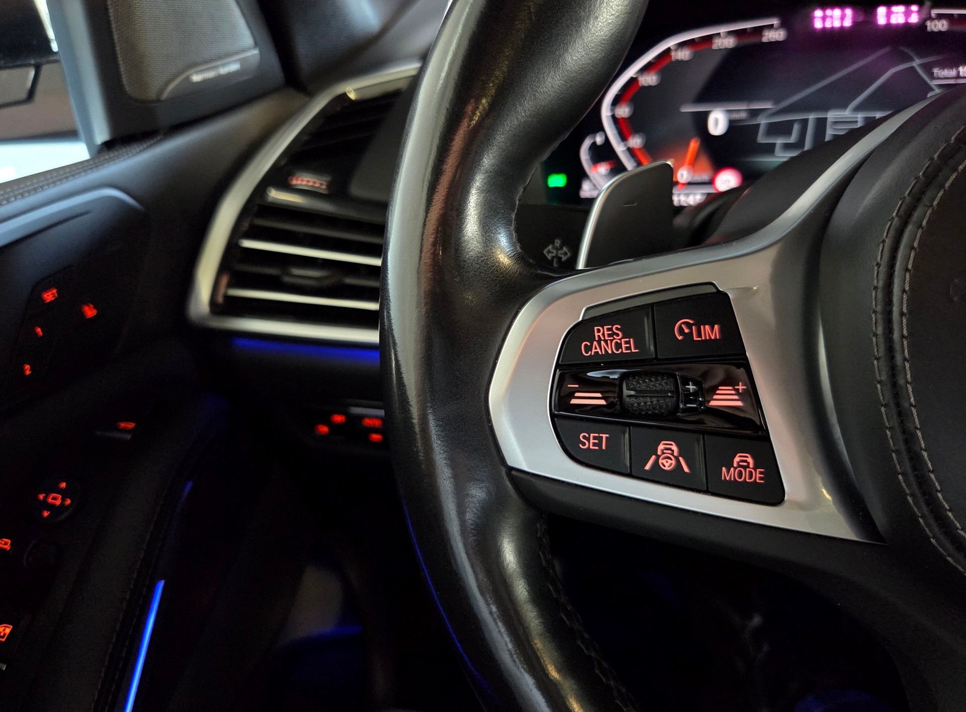 BMW X5 40d xDrive M-Sport-image-17