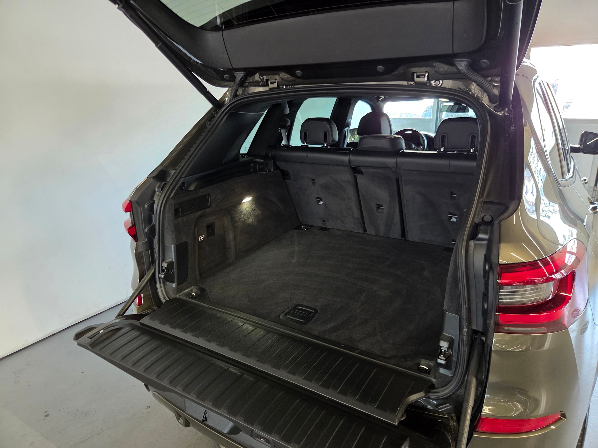 BMW X5 40d xDrive M-Sport-image-29