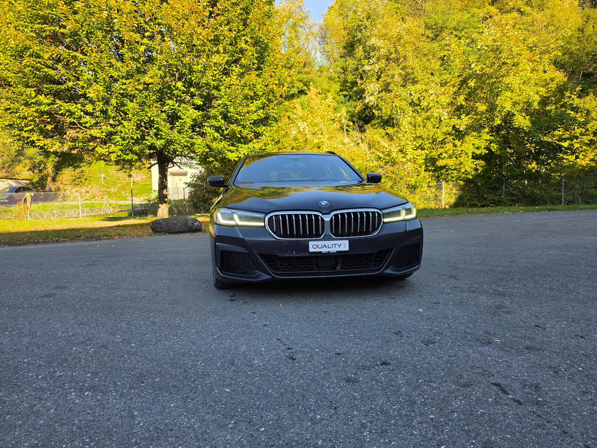BMW 530d xDrive 48V Touring M Sport Steptronic-image-1