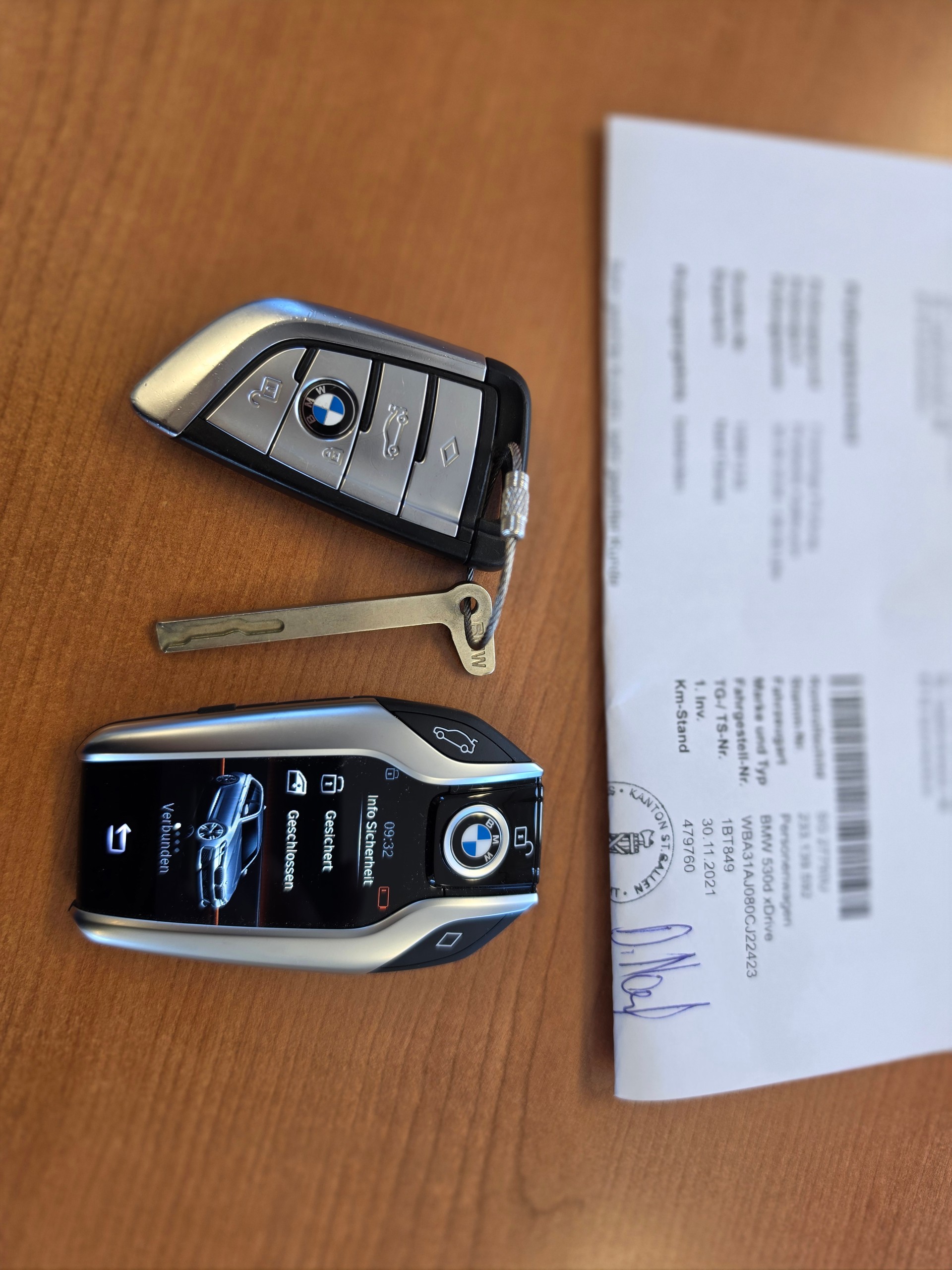 BMW 530d xDrive 48V Touring M Sport Steptronic-image-27