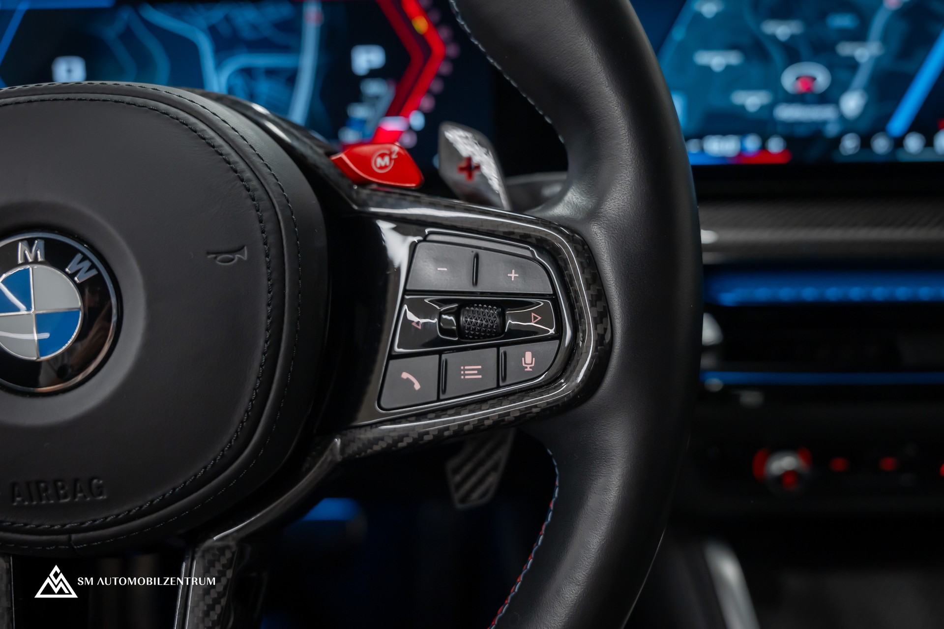 BMW M4 Competition xDrive Coupé / CH / Werksgarantie / Carbon Exterieur & Interieur / Tansanitblau / 360°-image-31