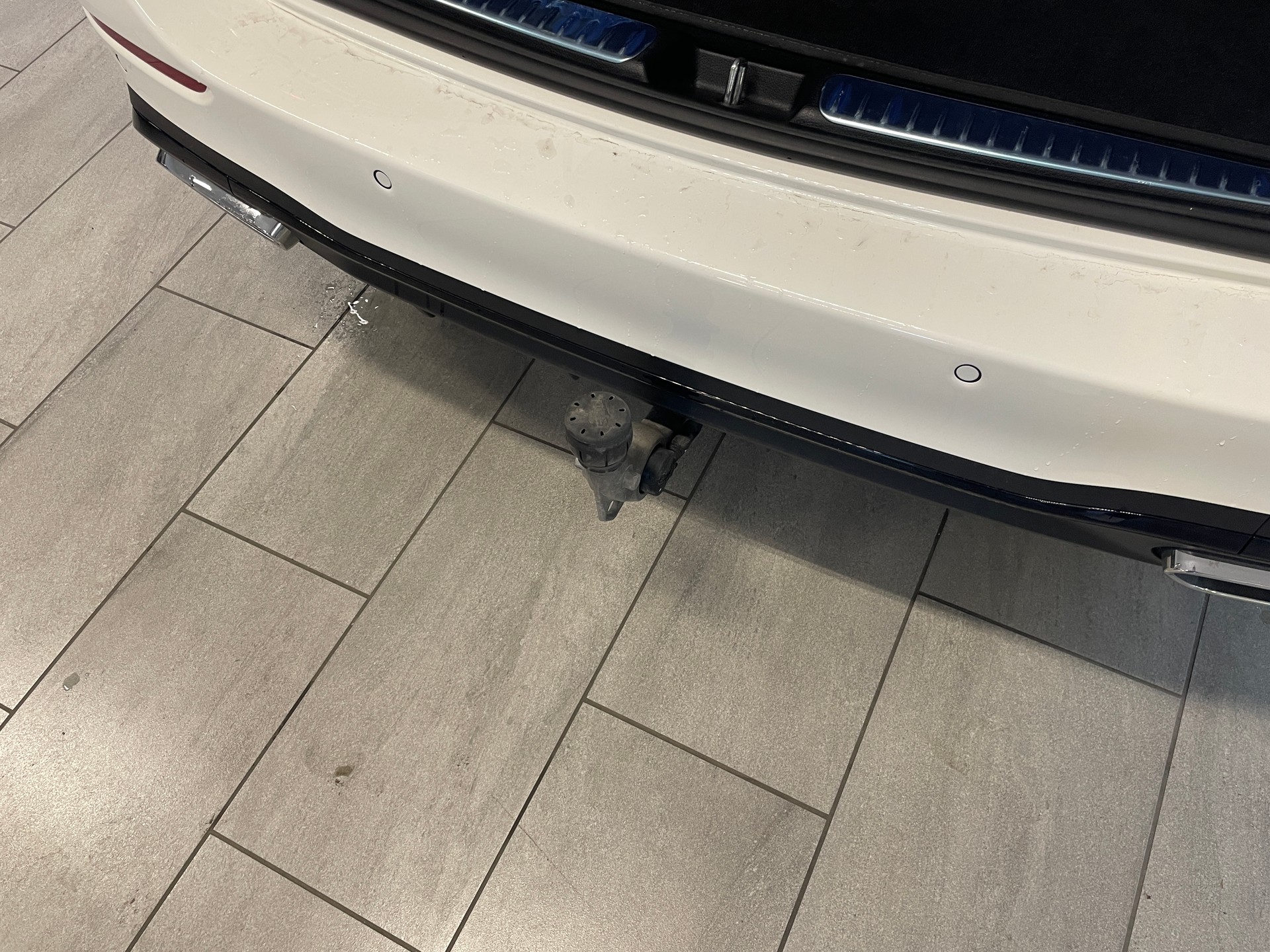 MERCEDES-BENZ C 220 d T 4 Matic Swiss Star AMG Line-image-6