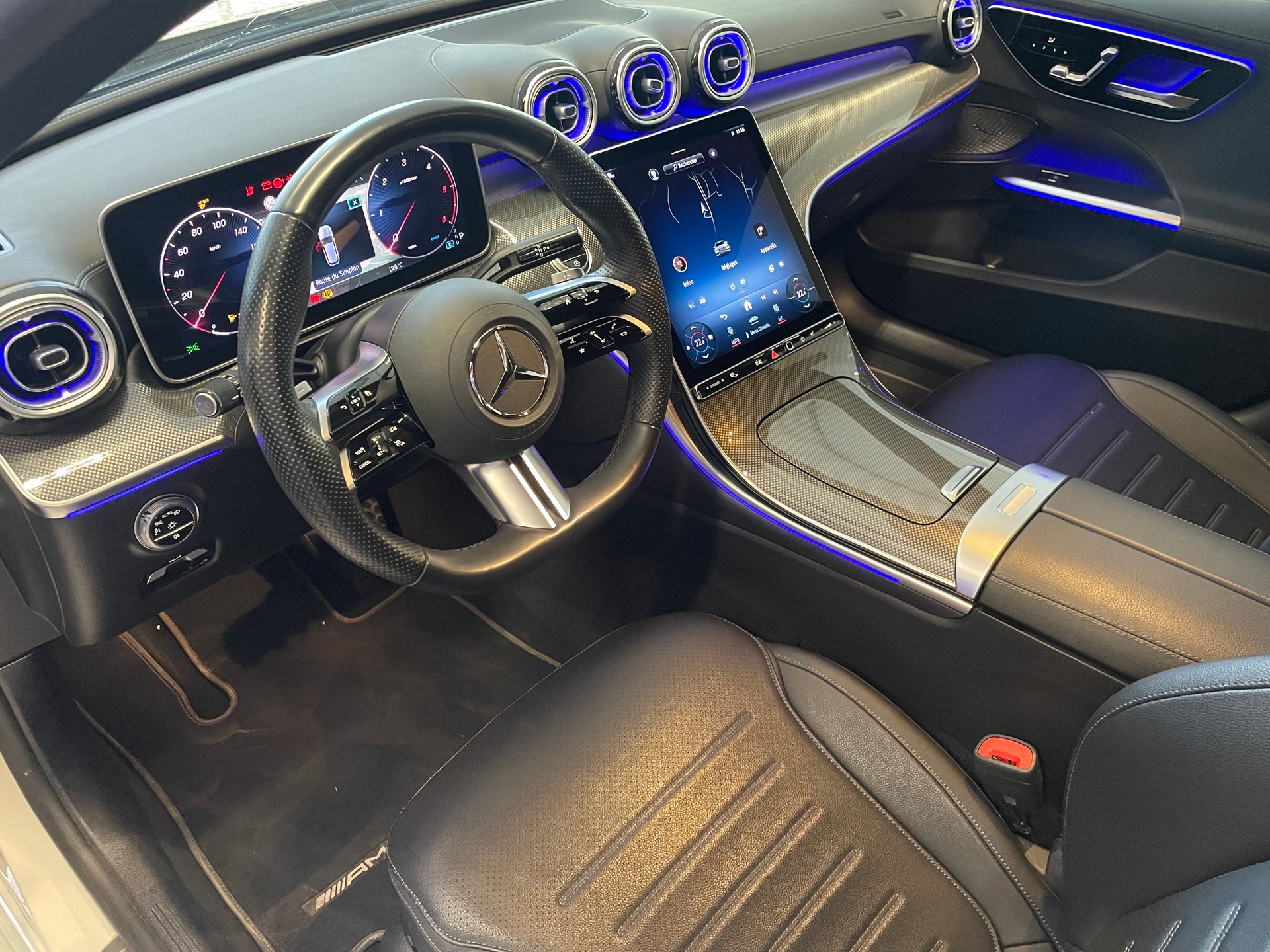 MERCEDES-BENZ C 220 d T 4 Matic Swiss Star AMG Line-image-9