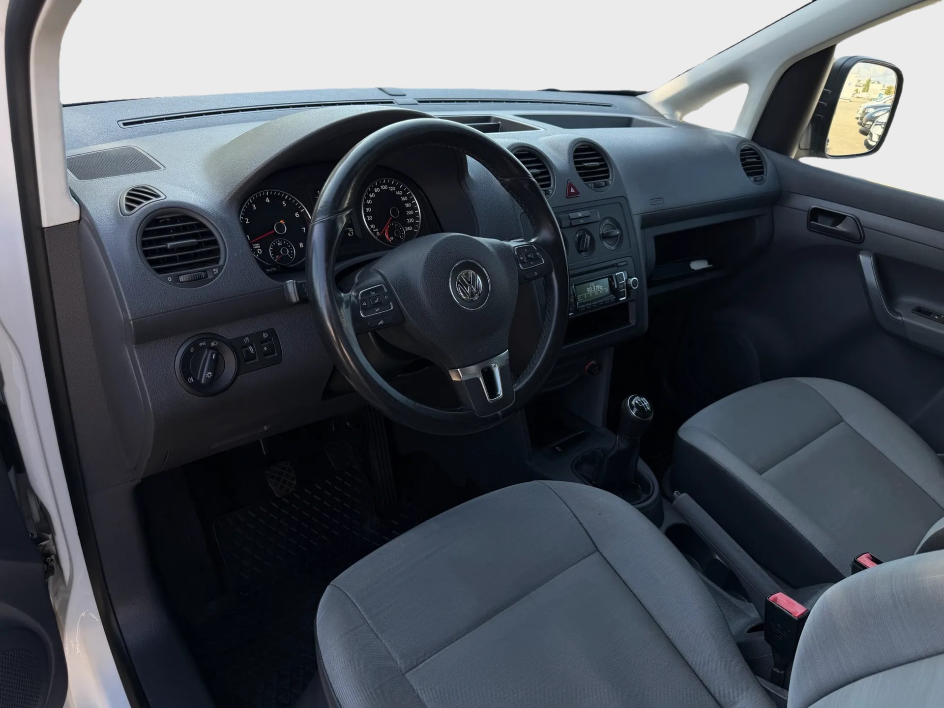 VW Caddy 2.0 EcoFuel-image-8