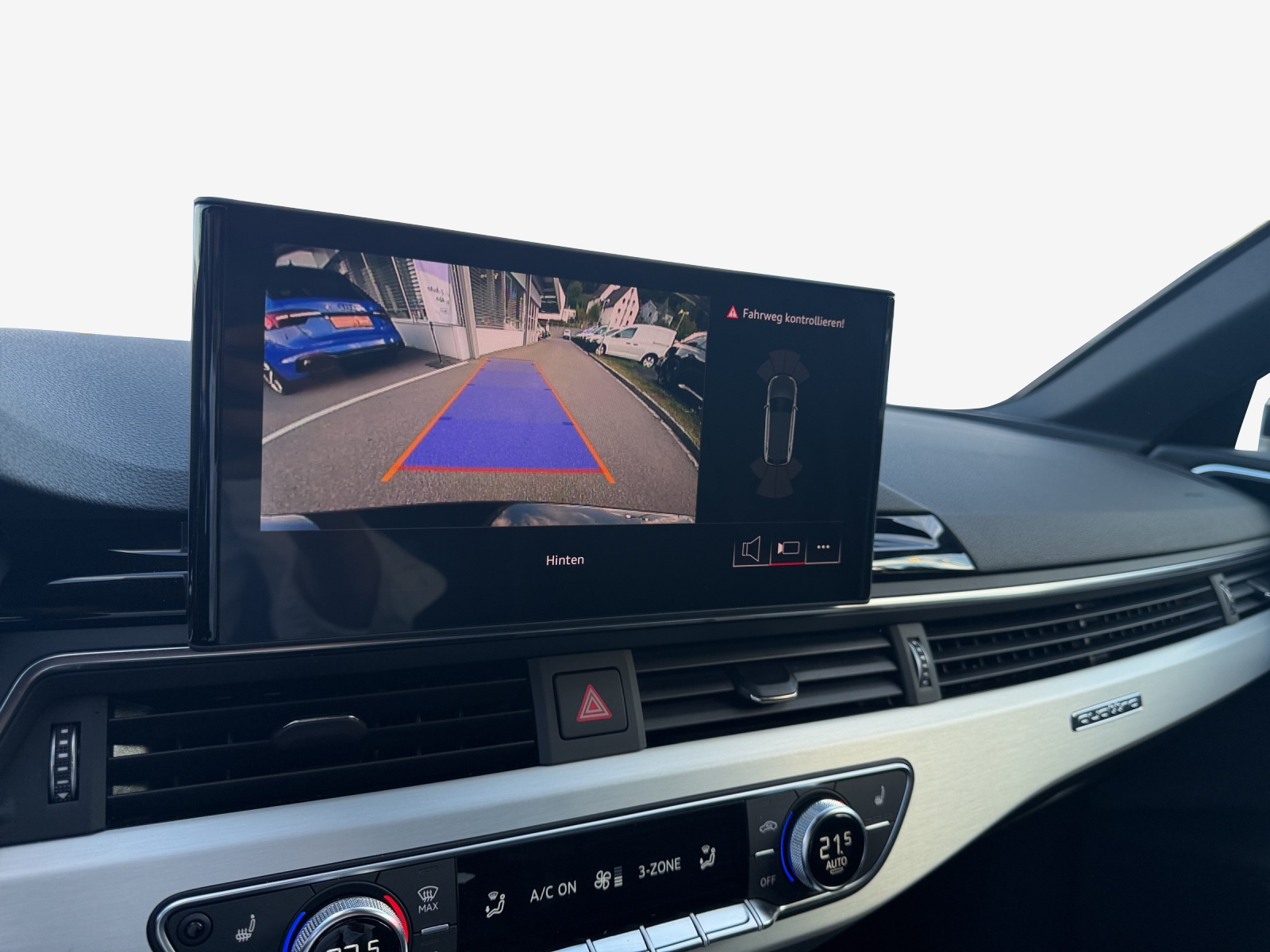 AUDI A4 Avant 40 TFSI S line S-tronic quattro-image-15