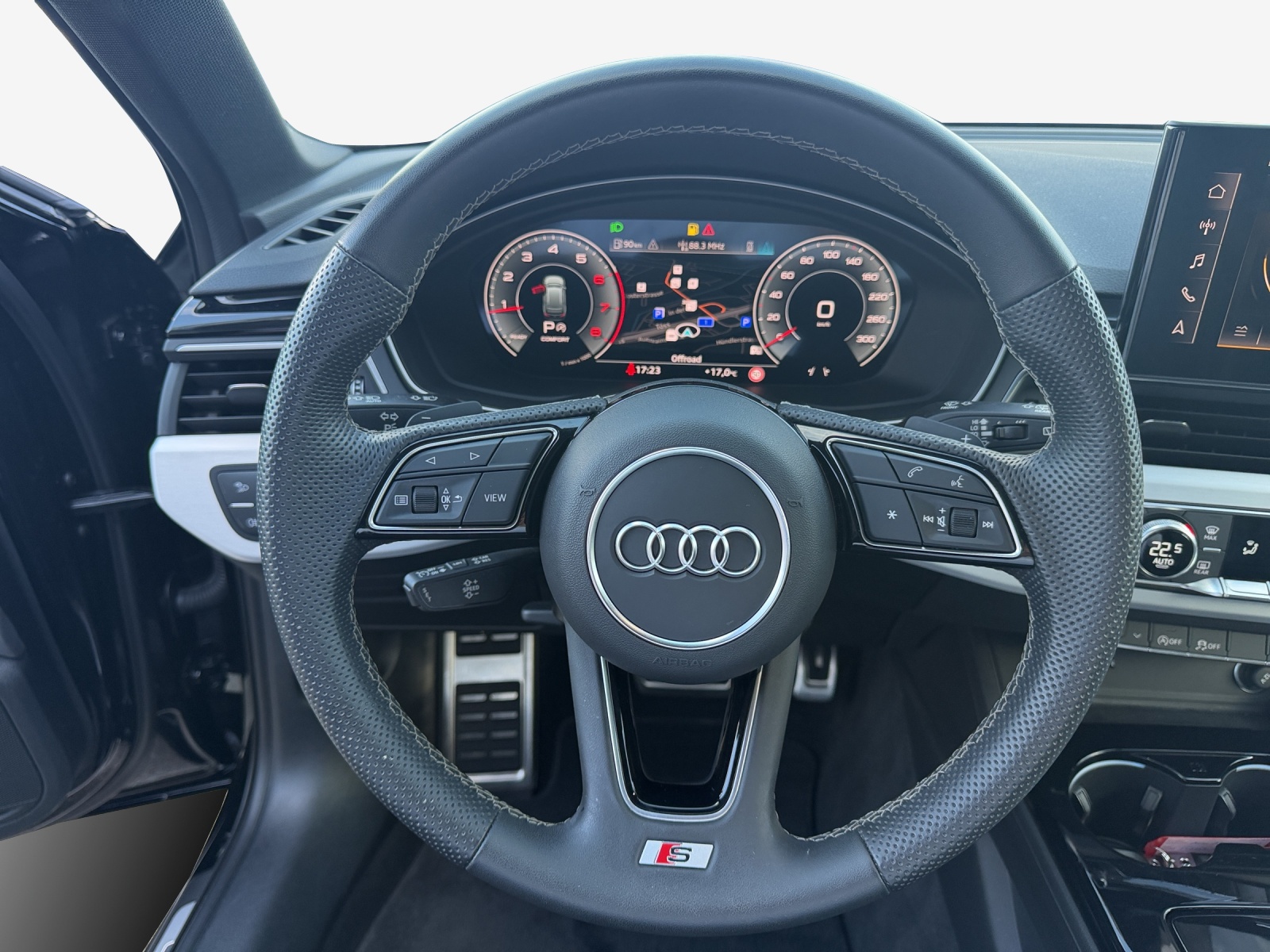 AUDI A4 Avant 40 TFSI S line S-tronic quattro-image-9
