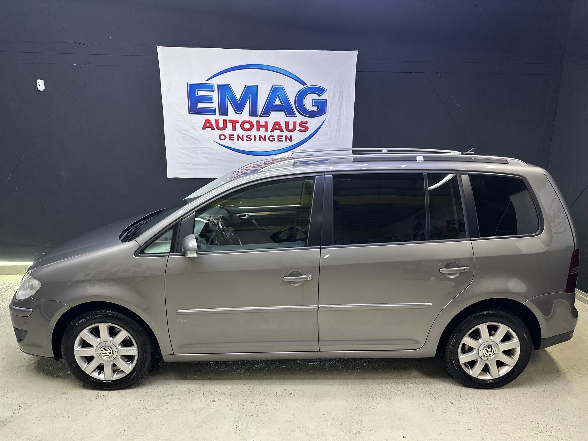 VW Touran 1.4 TSI Highline DSG-image-4