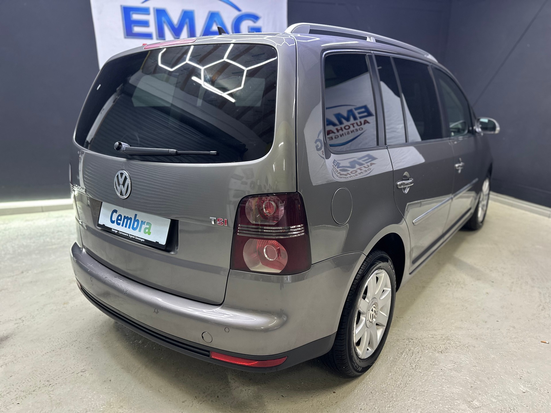 VW Touran 1.4 TSI Highline DSG-image-7
