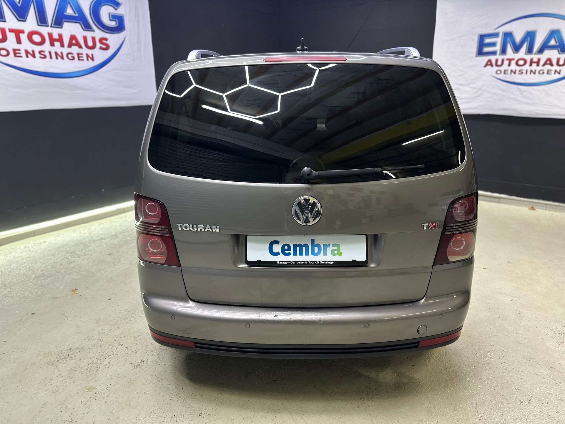 VW Touran 1.4 TSI Highline DSG-image-6
