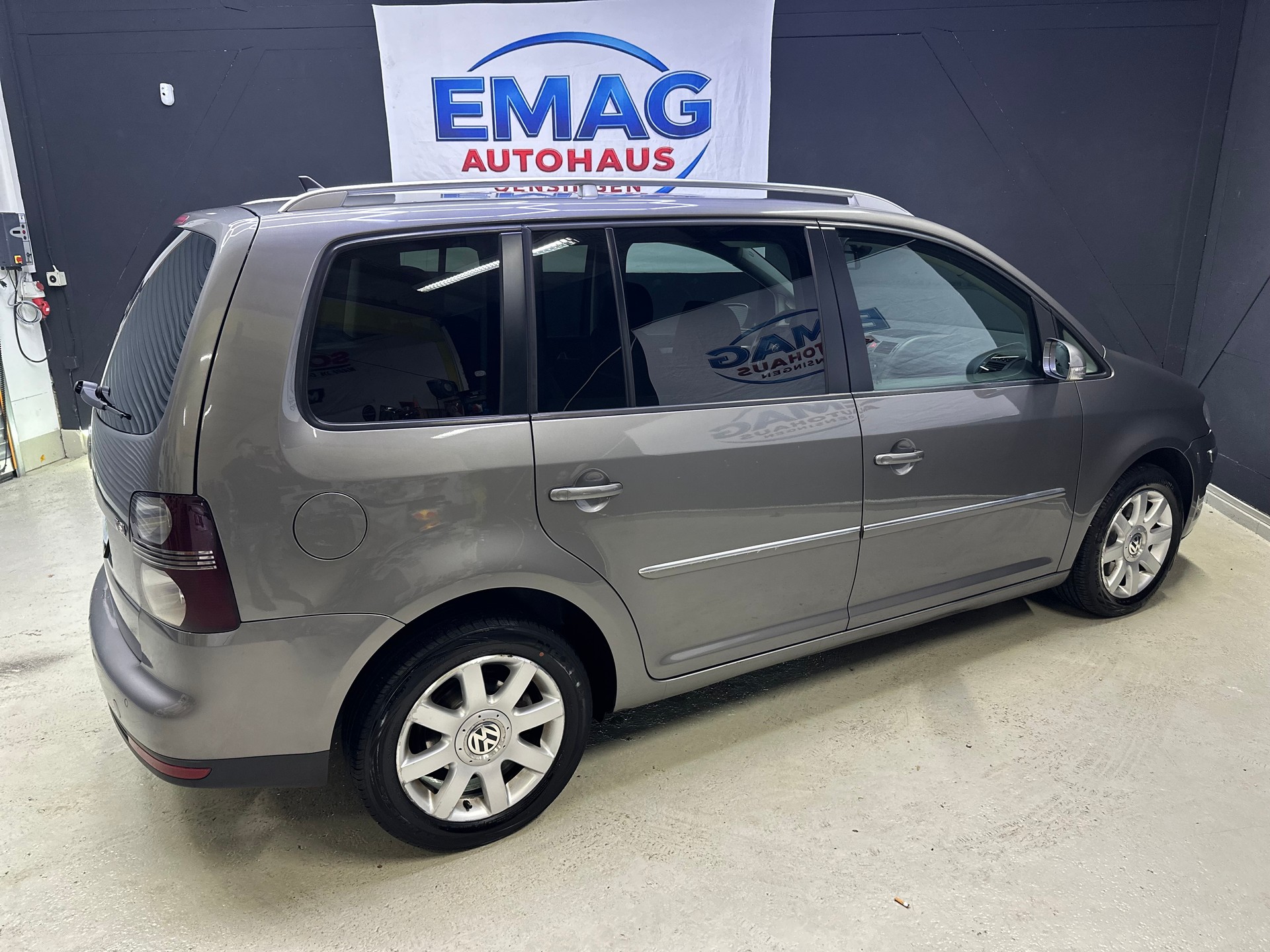 VW Touran 1.4 TSI Highline DSG-image-8