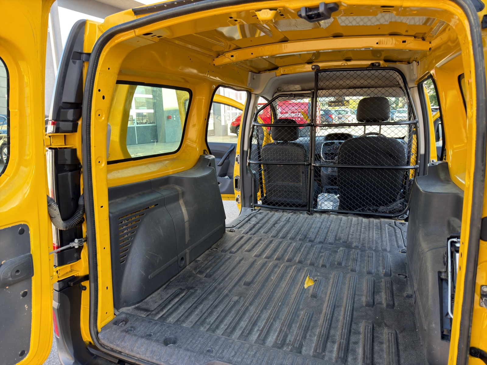RENAULT Kangoo Maxi Z.E. 33 R60 Access 2 Pl.-image-23