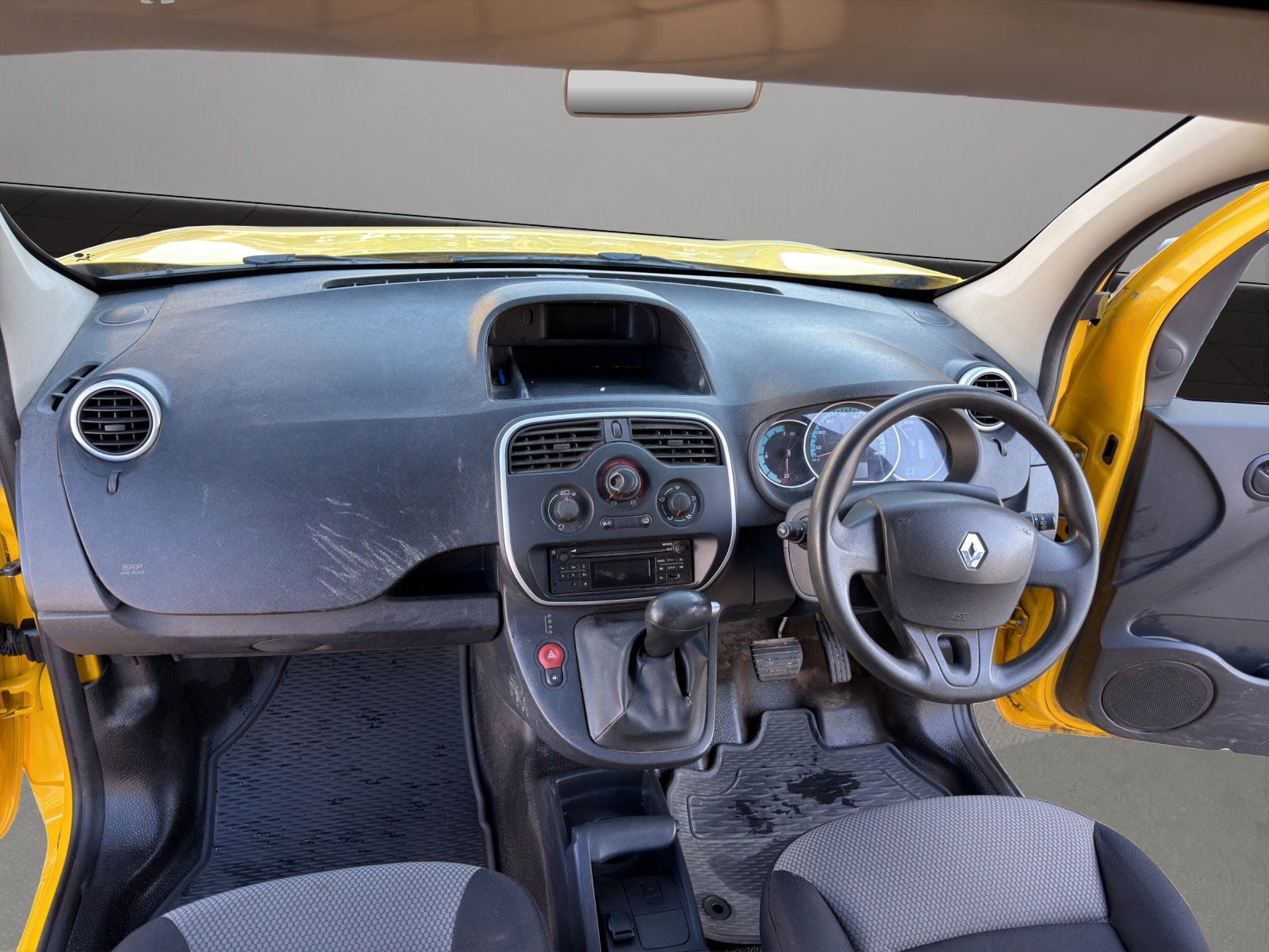 RENAULT Kangoo Maxi Z.E. 33 R60 Access 2 Pl.-image-13