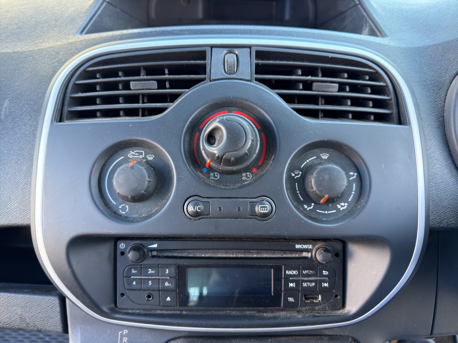 RENAULT Kangoo Maxi Z.E. 33 R60 Access 2 Pl.-image-14