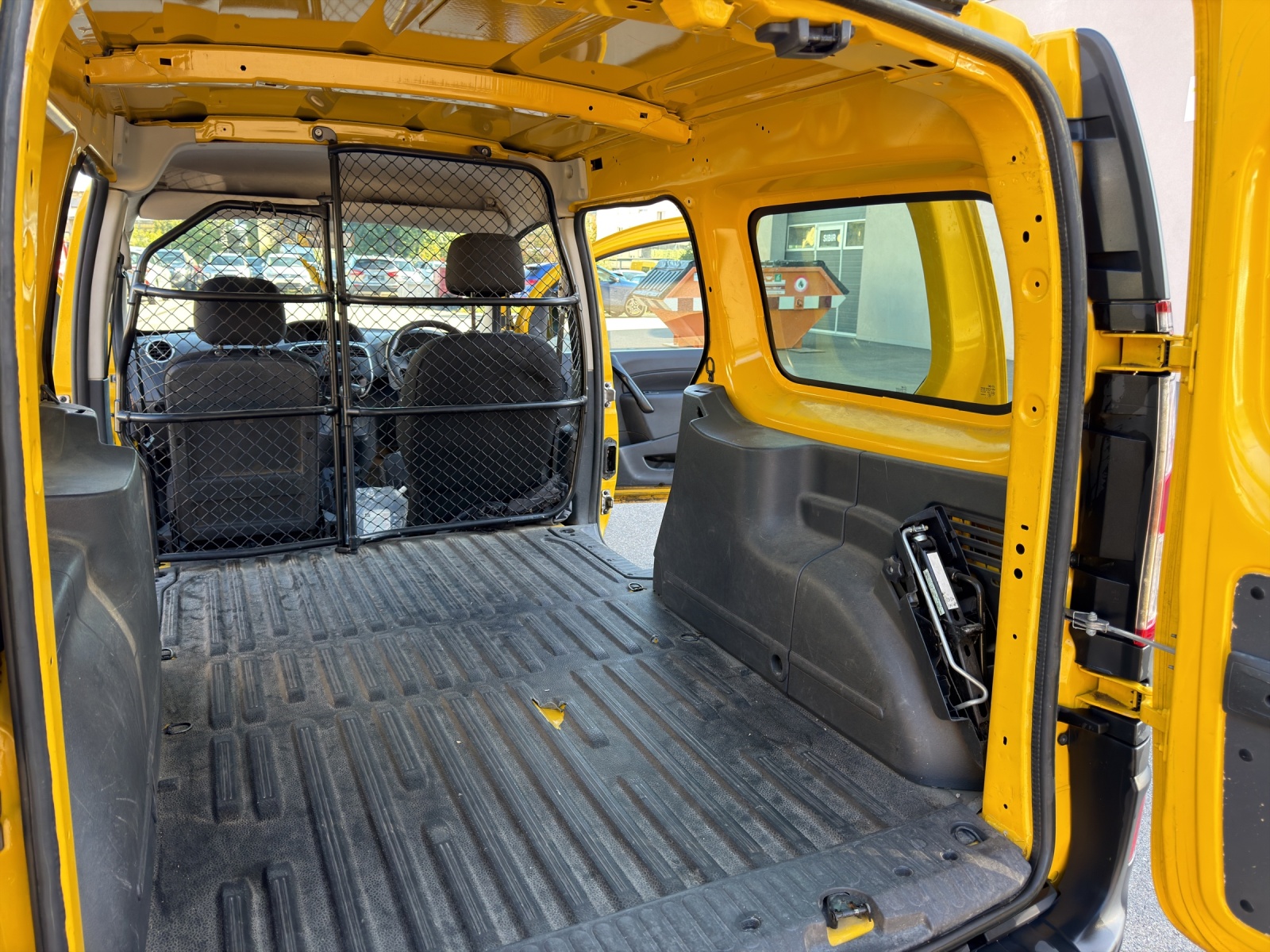 RENAULT Kangoo Maxi Z.E. 33 R60 Access 2 Pl.-image-24