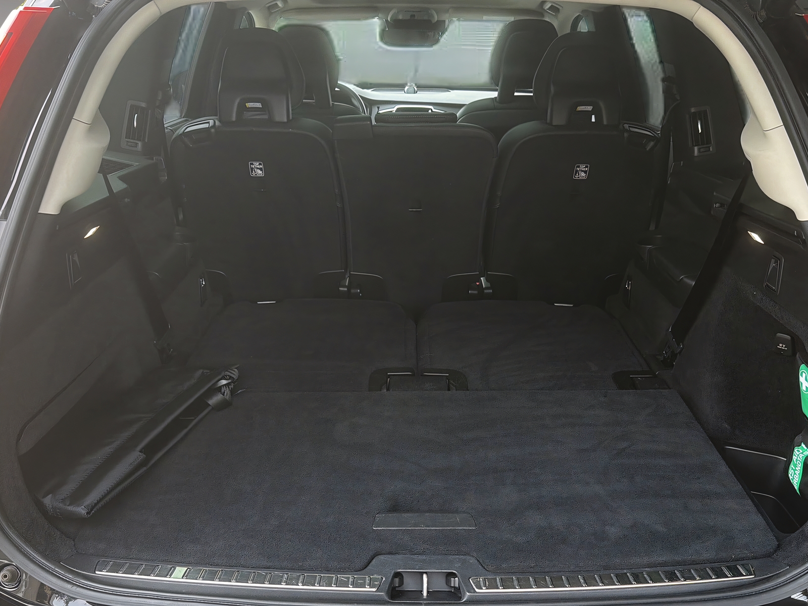 VOLVO XC90 2.0 T8 TE Inscription 7P. eAWD-image-21