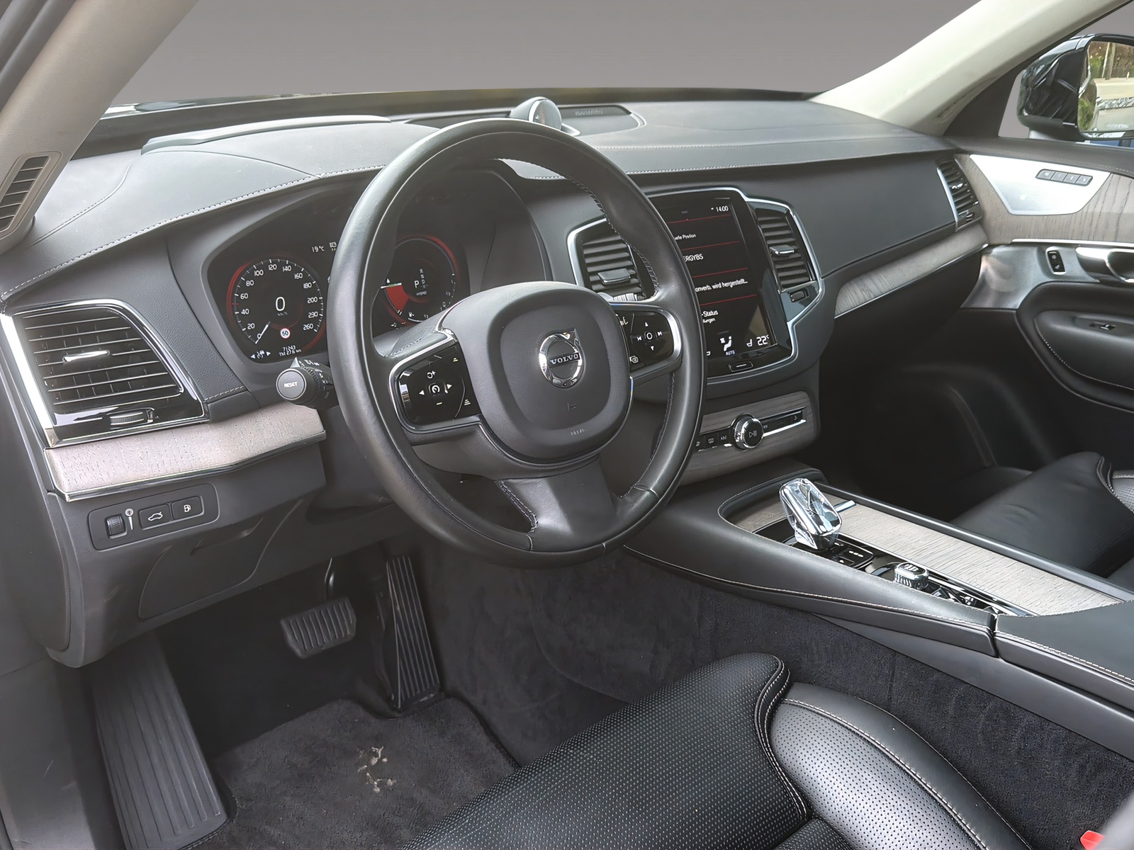 VOLVO XC90 2.0 T8 TE Inscription 7P. eAWD-image-7