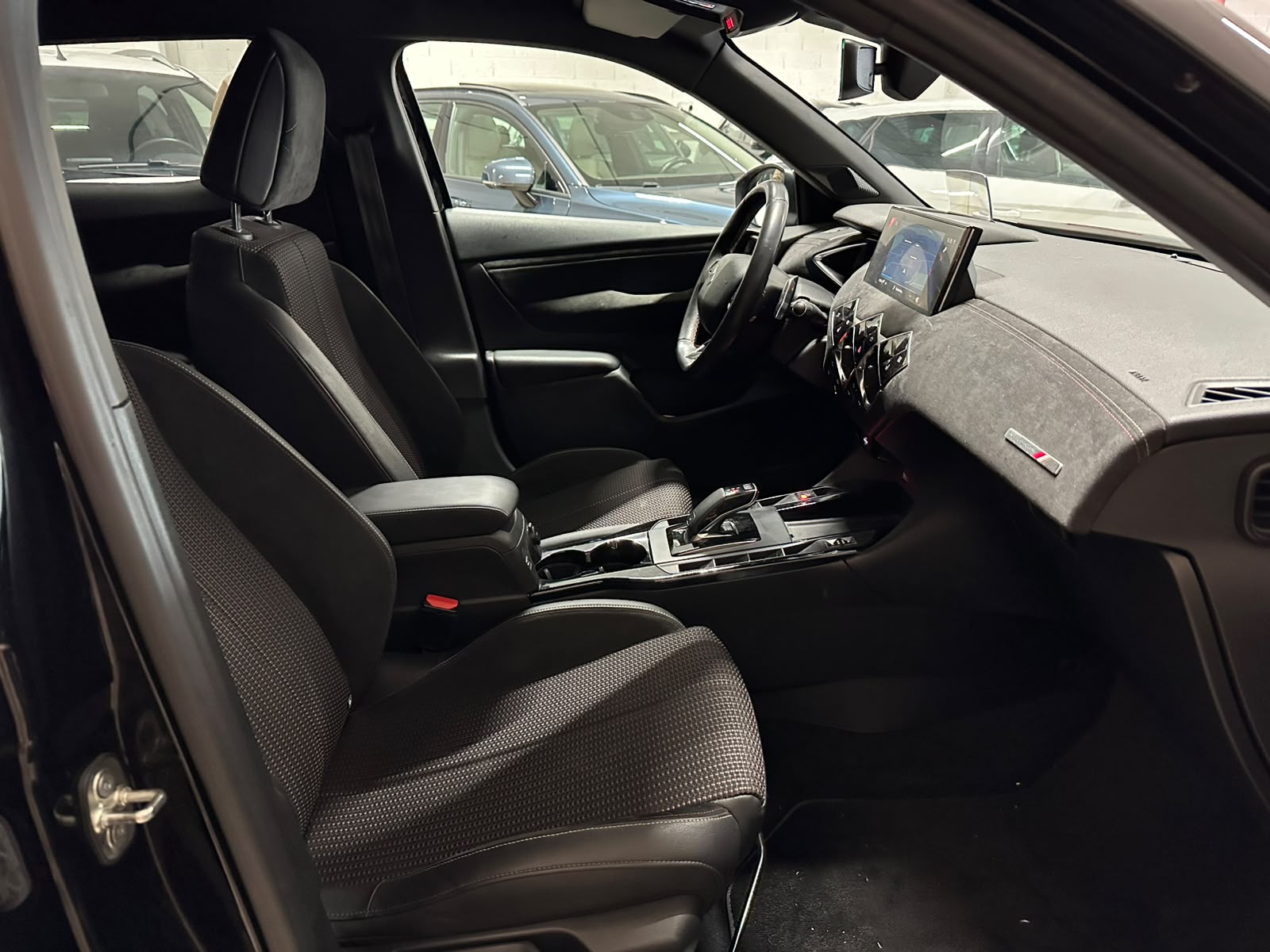 DS AUTOMOBILES DS 3 Crossback 1.2 PureTech Performance Line EAT8-image-11