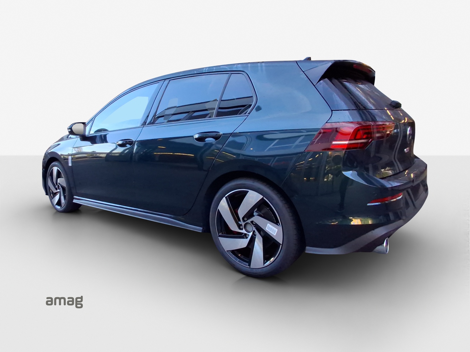 VW Golf 2.0 TSI GTI DSG-image-2