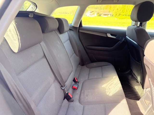 AUDI A3 Sportback 1.4 TFSI Attraction-image-6