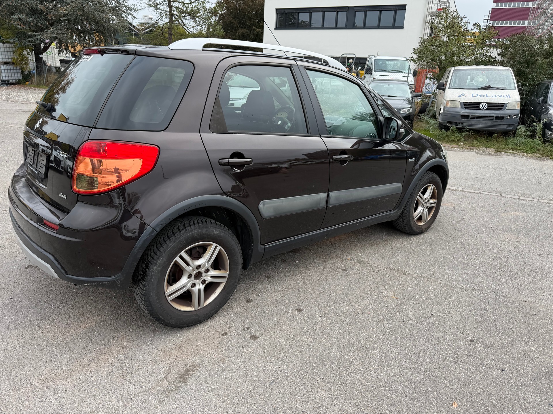 SUZUKI SX4 2.0 TD GL Top Indigo 4WD-image-4