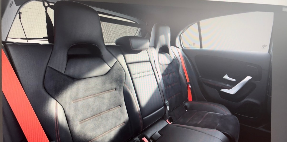 MERCEDES-BENZ A 35 AMG 4matic-image-5