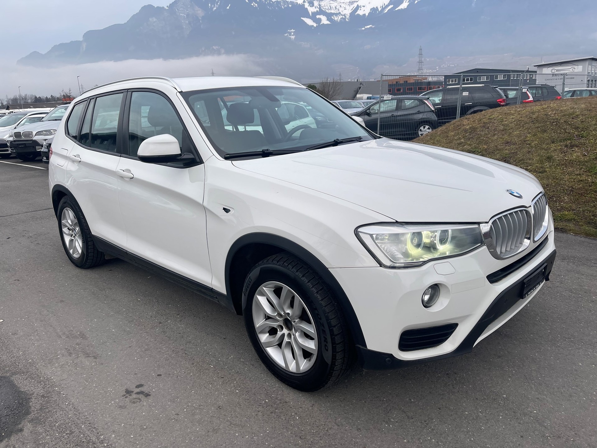 BMW X3 xDrive 28i Steptronic-image-2