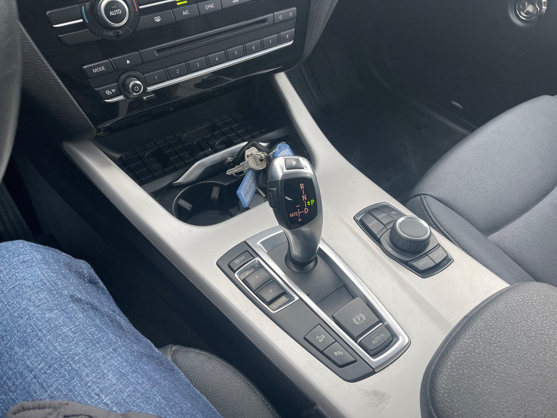 BMW X3 xDrive 28i Steptronic-image-14