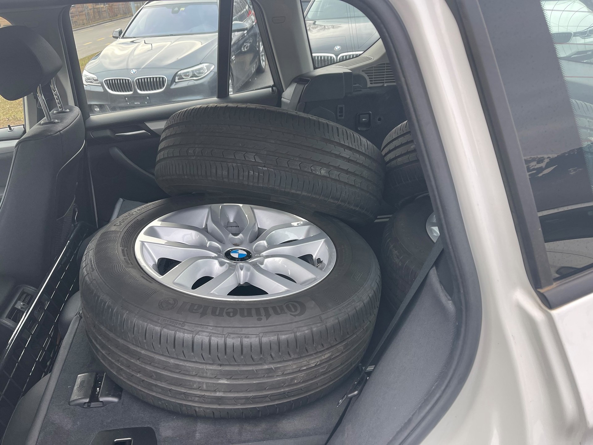 BMW X3 xDrive 28i Steptronic-image-6