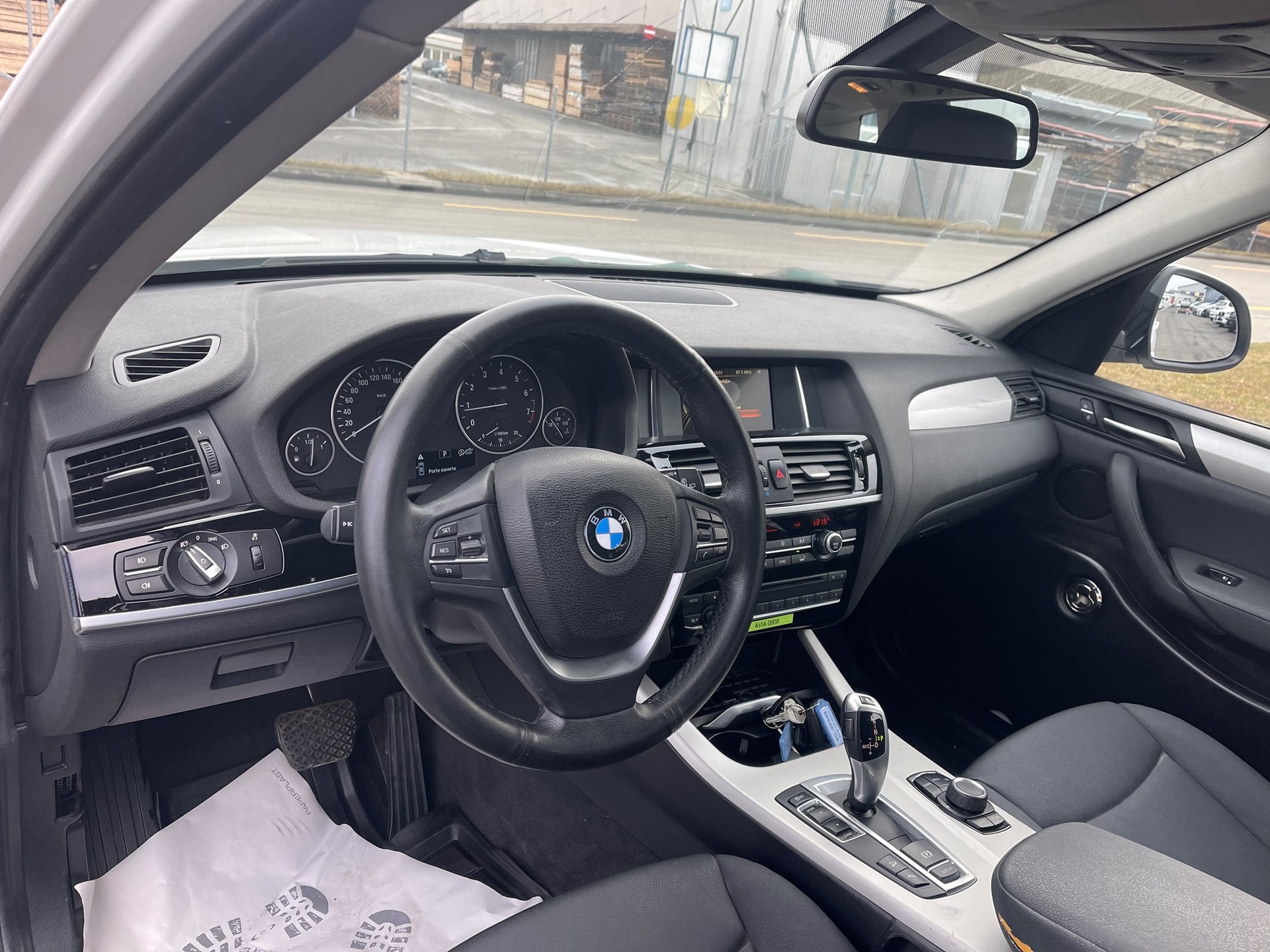 BMW X3 xDrive 28i Steptronic-image-9