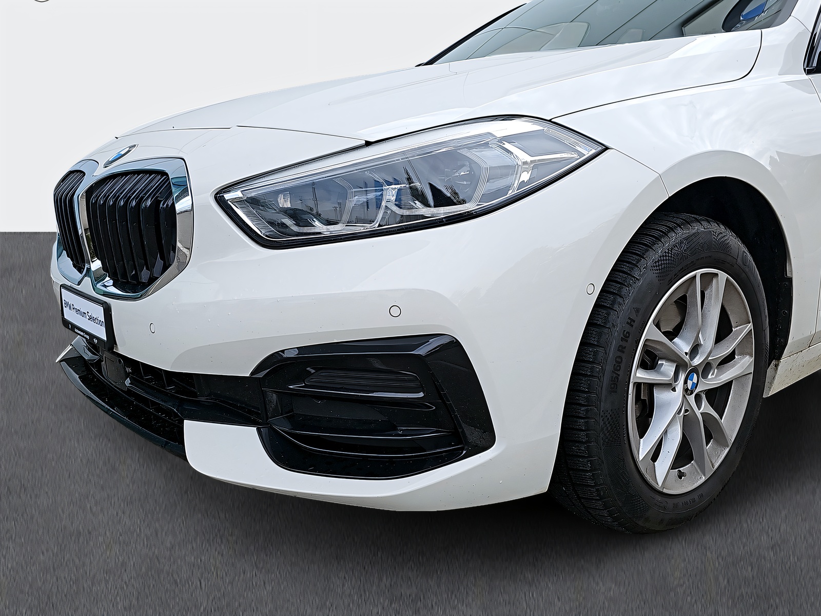 BMW 116d Sport Line-image-13