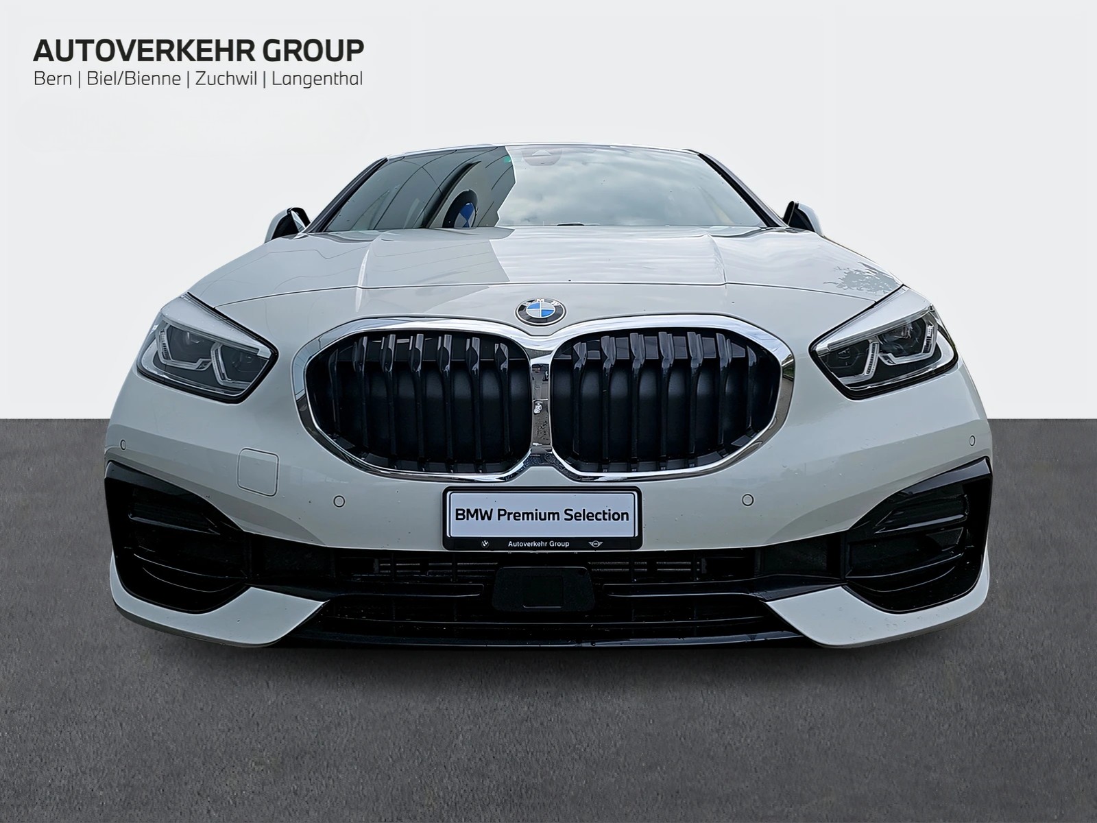 BMW 116d Sport Line-image-1