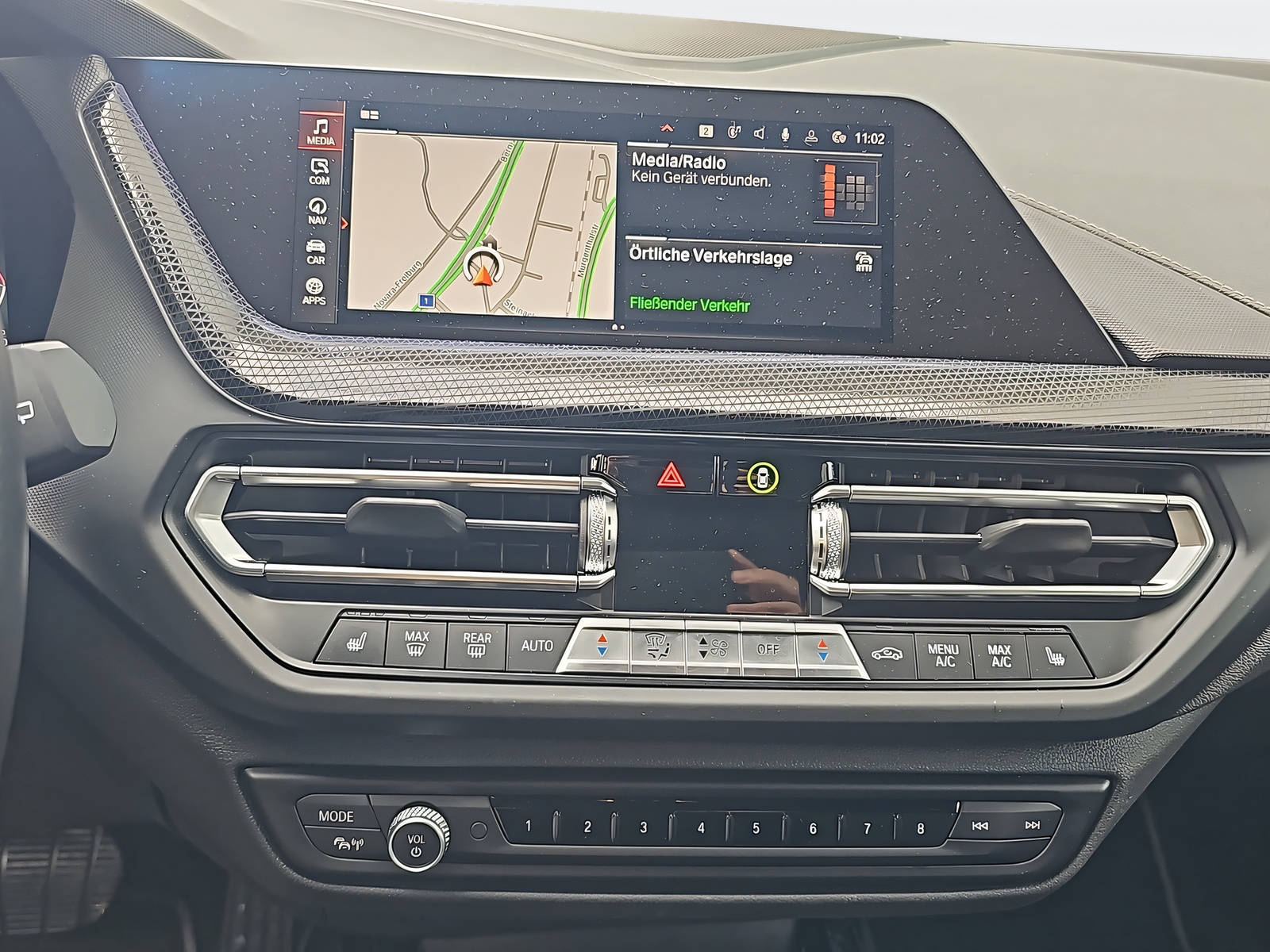 BMW 116d Sport Line-image-7