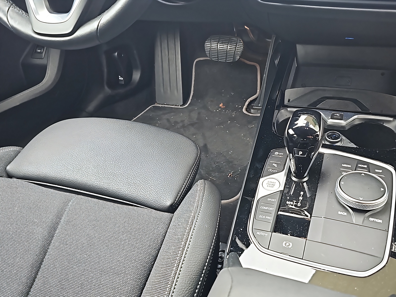BMW 116d Sport Line-image-11
