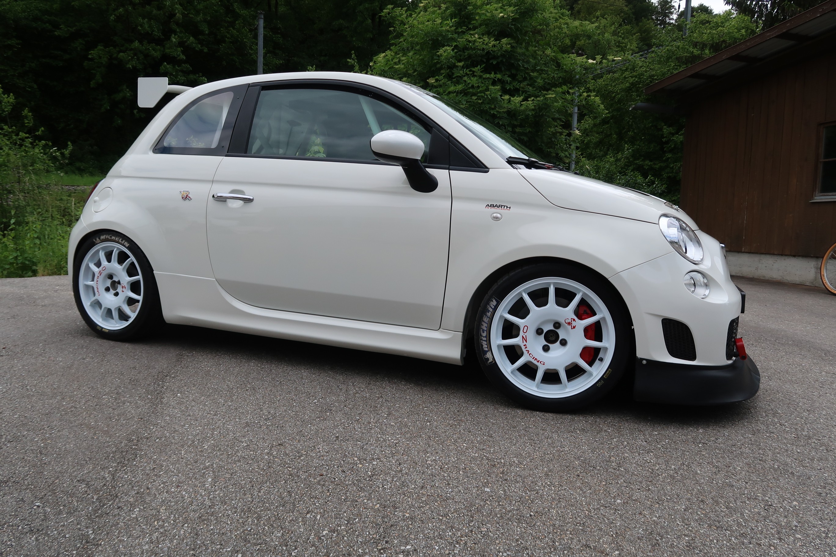 Car photo