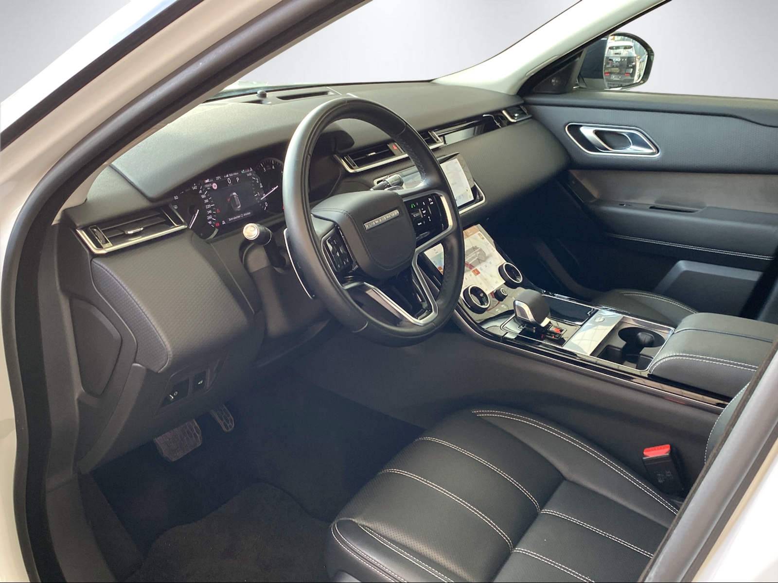 LAND ROVER Range Rover Velar 2.0 T S-image-13