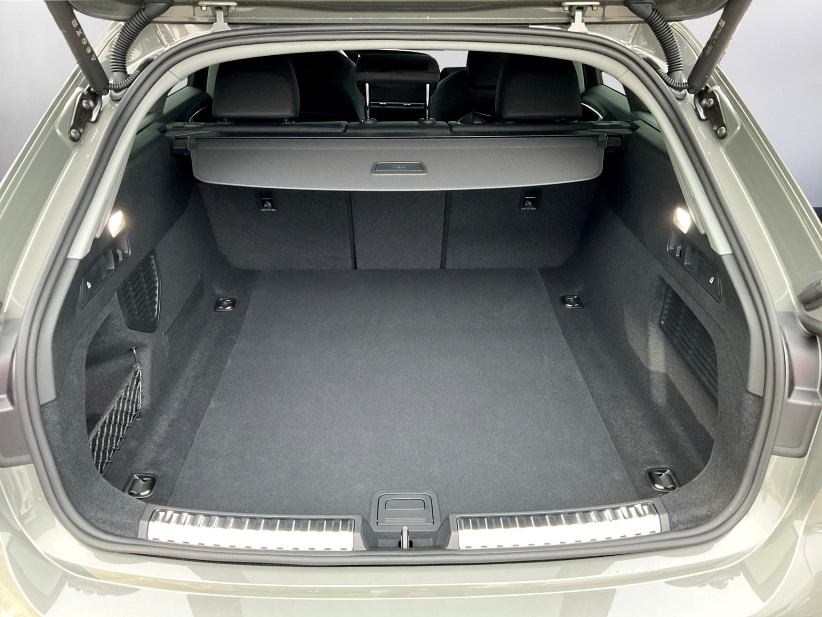 AUDI A5 Avant TFSI quattro 150 kW S tronic-image-11