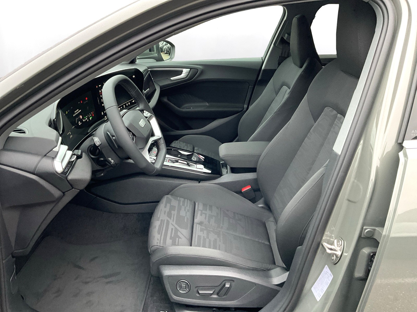 AUDI A5 Avant TFSI quattro 150 kW S tronic-image-9