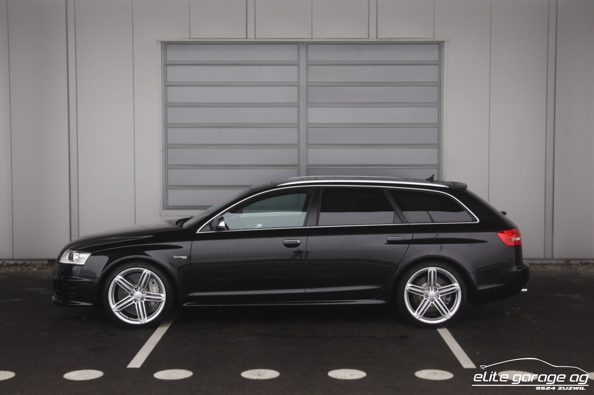 AUDI RS6 Avant 5.0 TFSI V10 quattro Plus 426/500-image-1