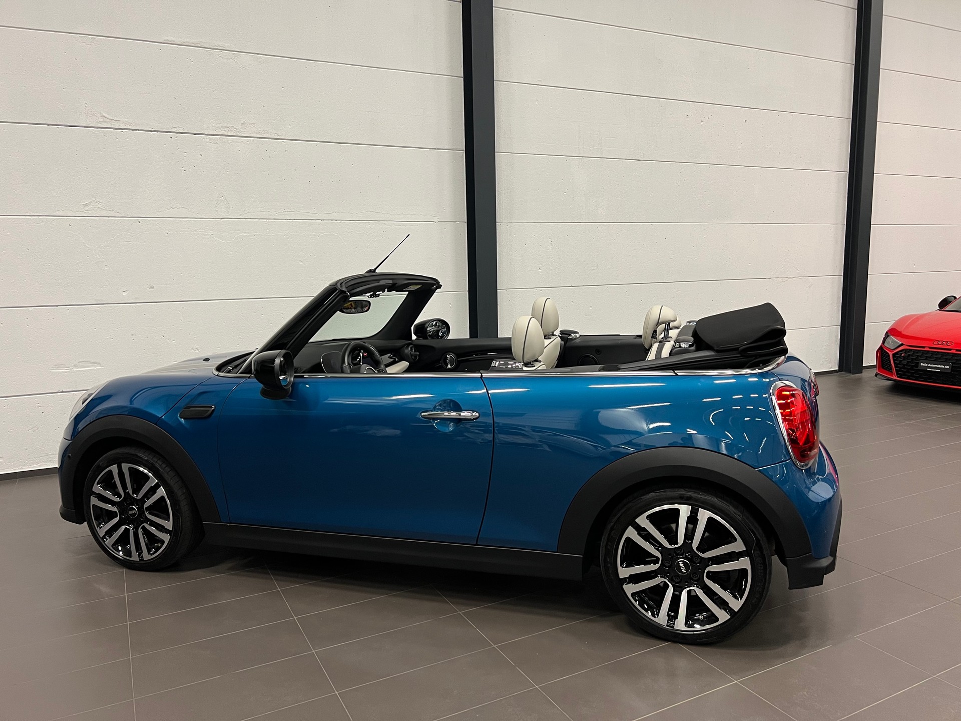 MINI Cooper Cabriolet DKG-image-14