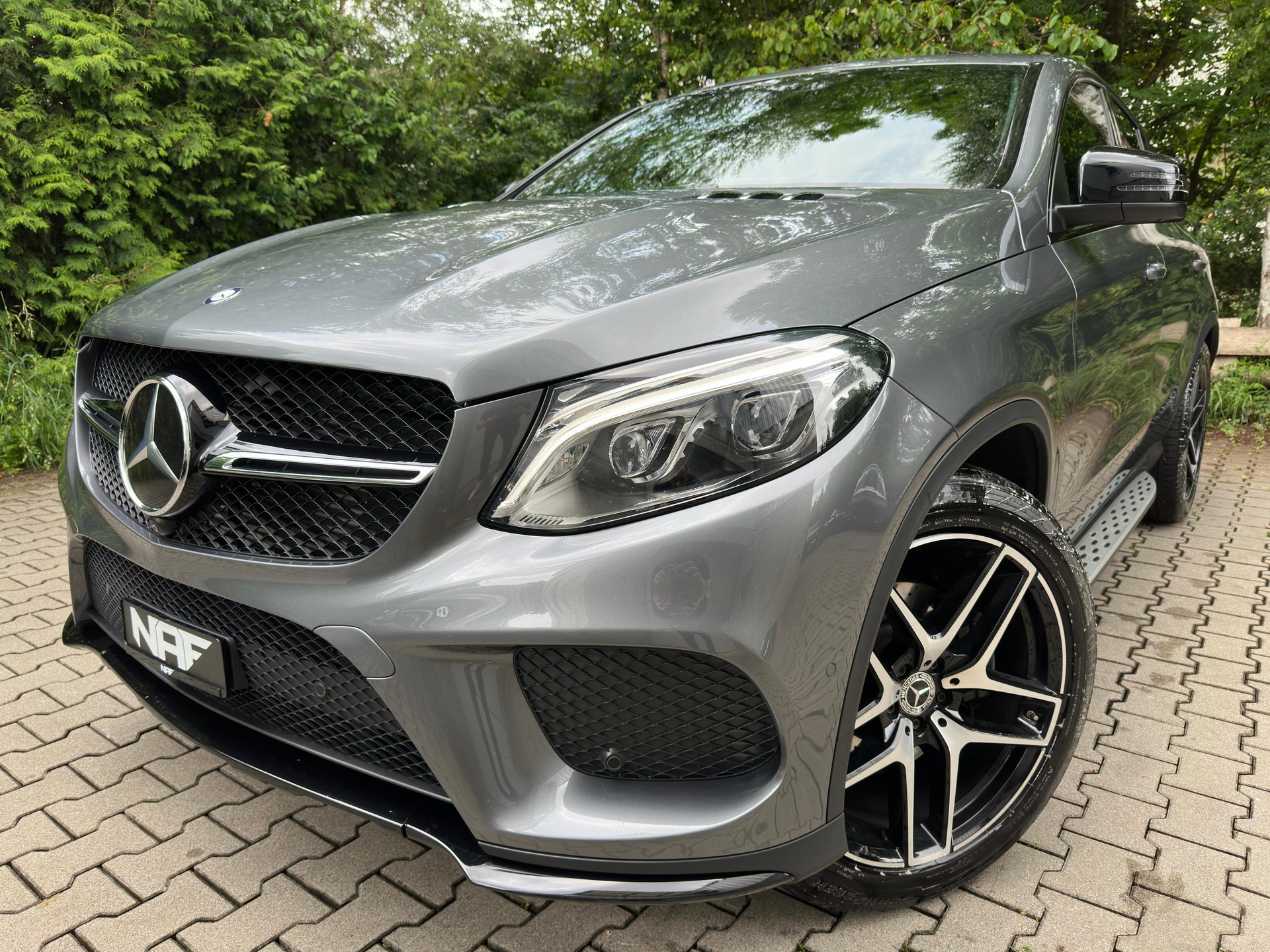 MERCEDES-BENZ GLE Coupé 350 d AMG-Line 4Matic 9G-Tronic-image-0
