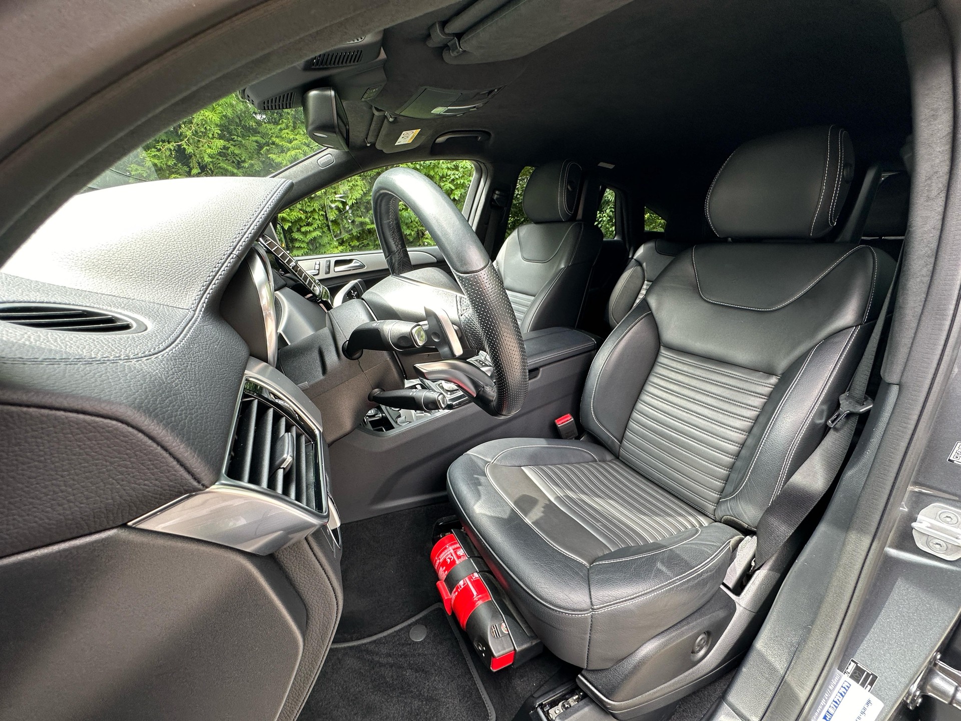 MERCEDES-BENZ GLE Coupé 350 d AMG-Line 4Matic 9G-Tronic-image-11