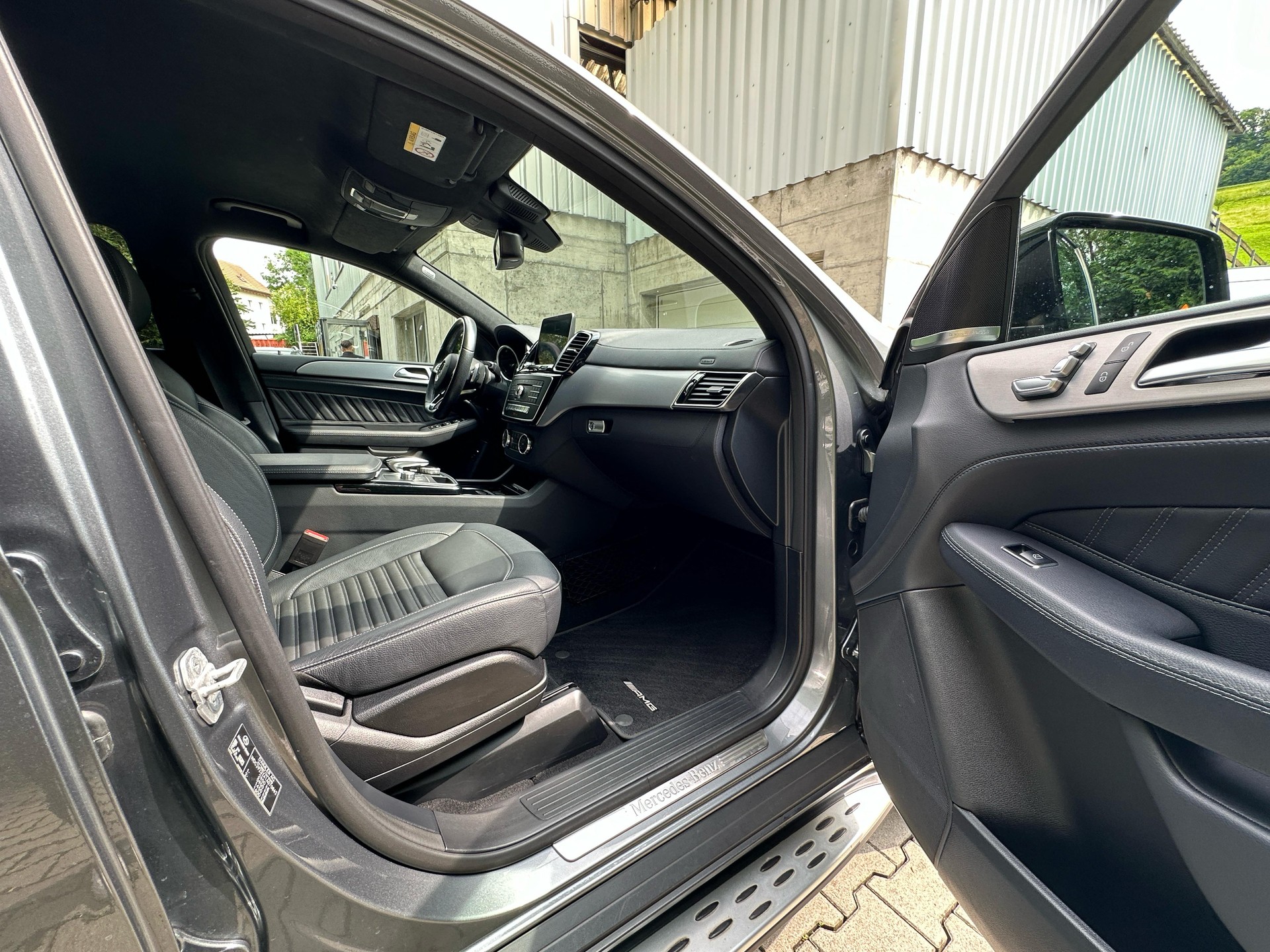 MERCEDES-BENZ GLE Coupé 350 d AMG-Line 4Matic 9G-Tronic-image-18
