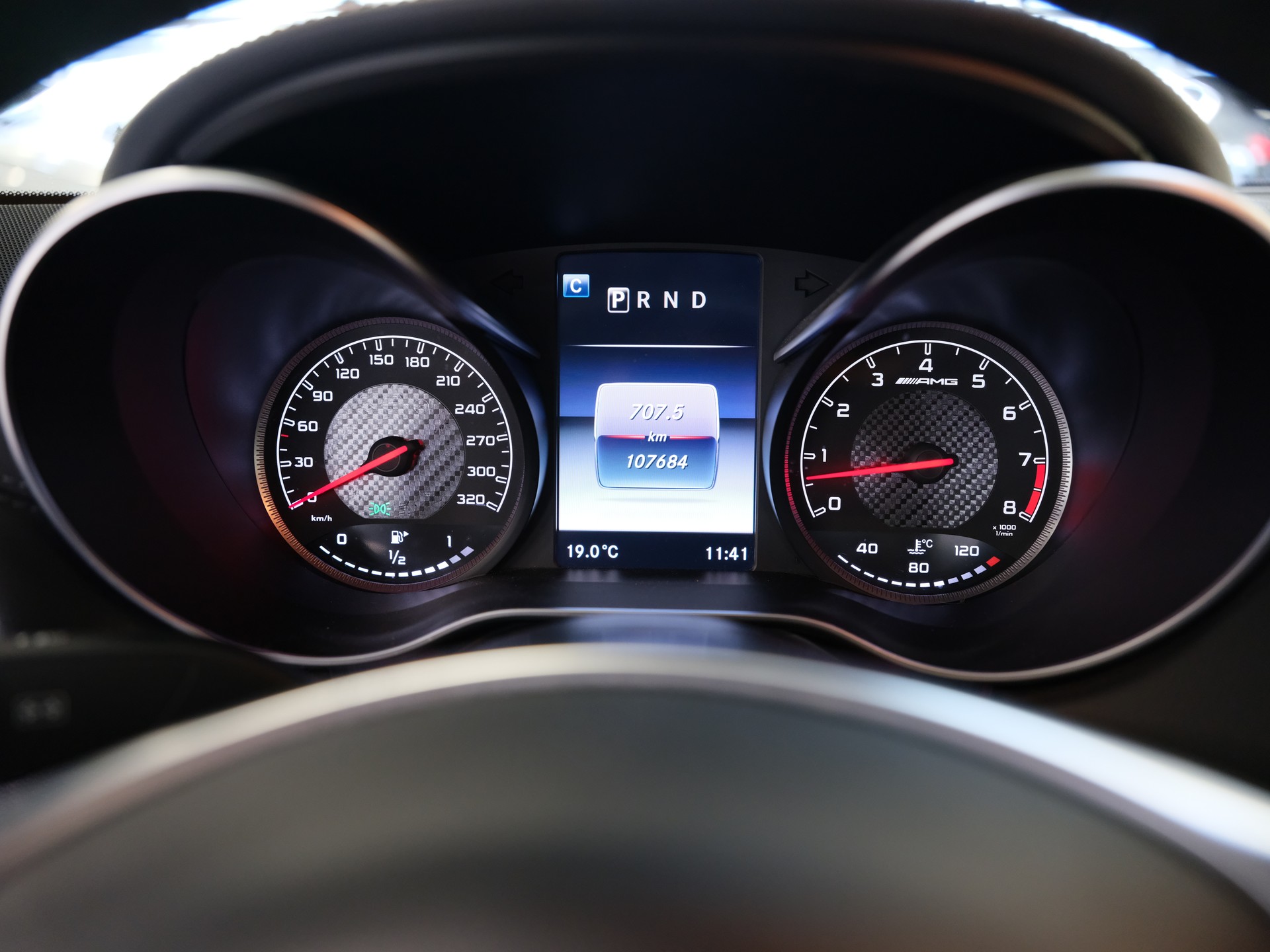MERCEDES-BENZ AMG GT Speedshift DCT-image-17